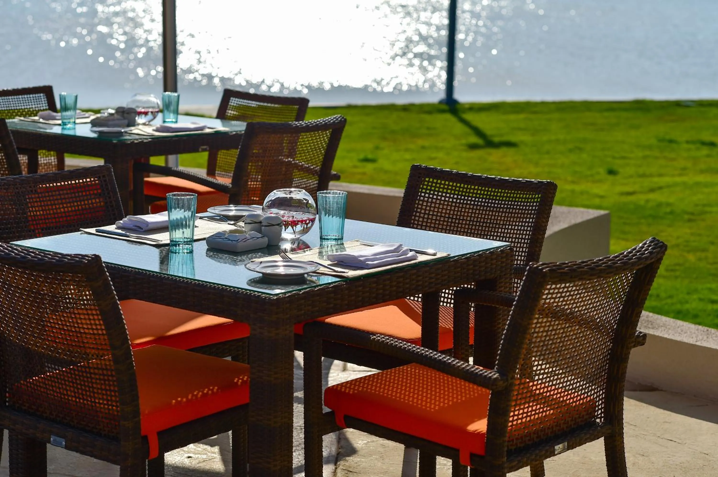 Restaurant/places to eat in Simaisma A Murwab Resort