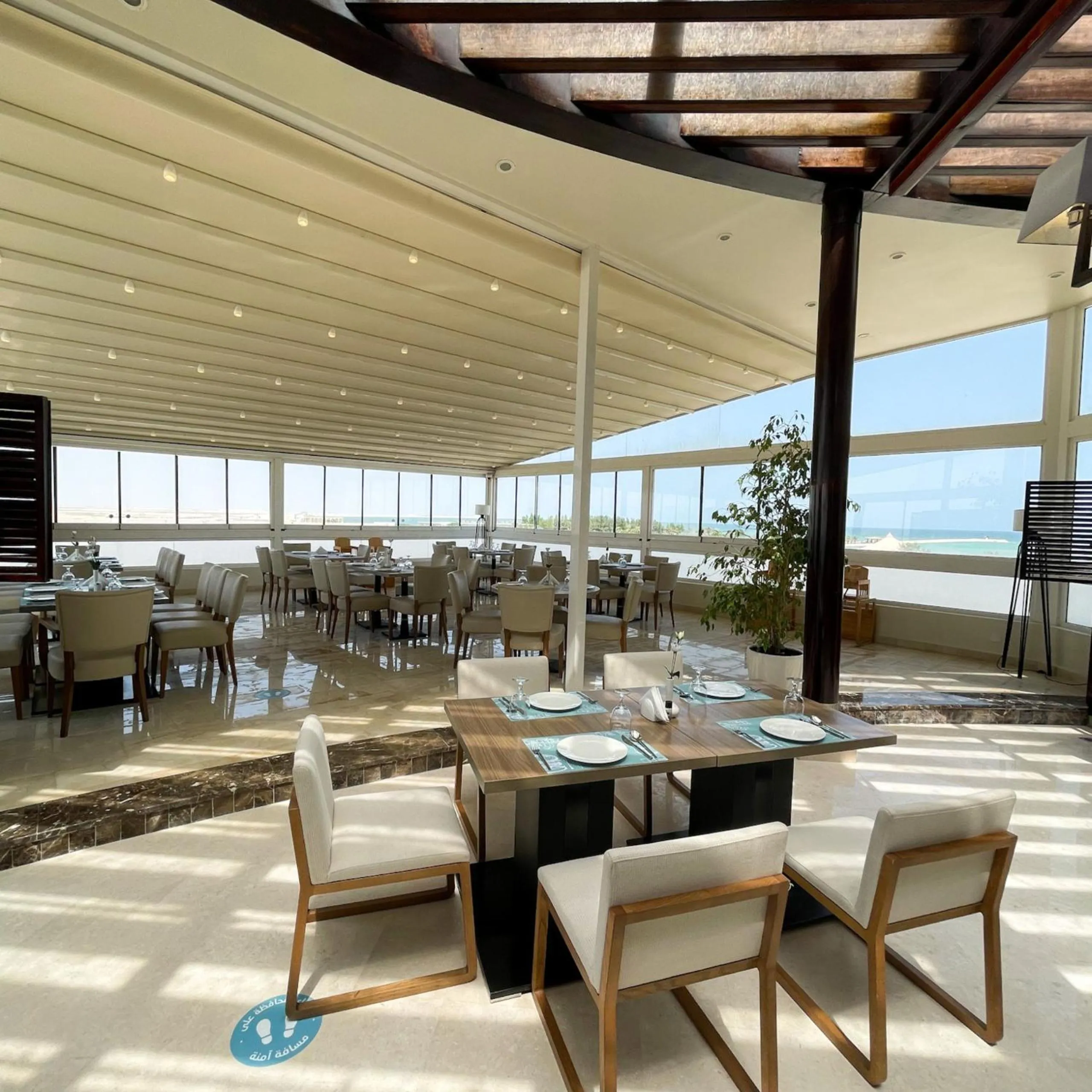 Restaurant/places to eat in Simaisma A Murwab Resort