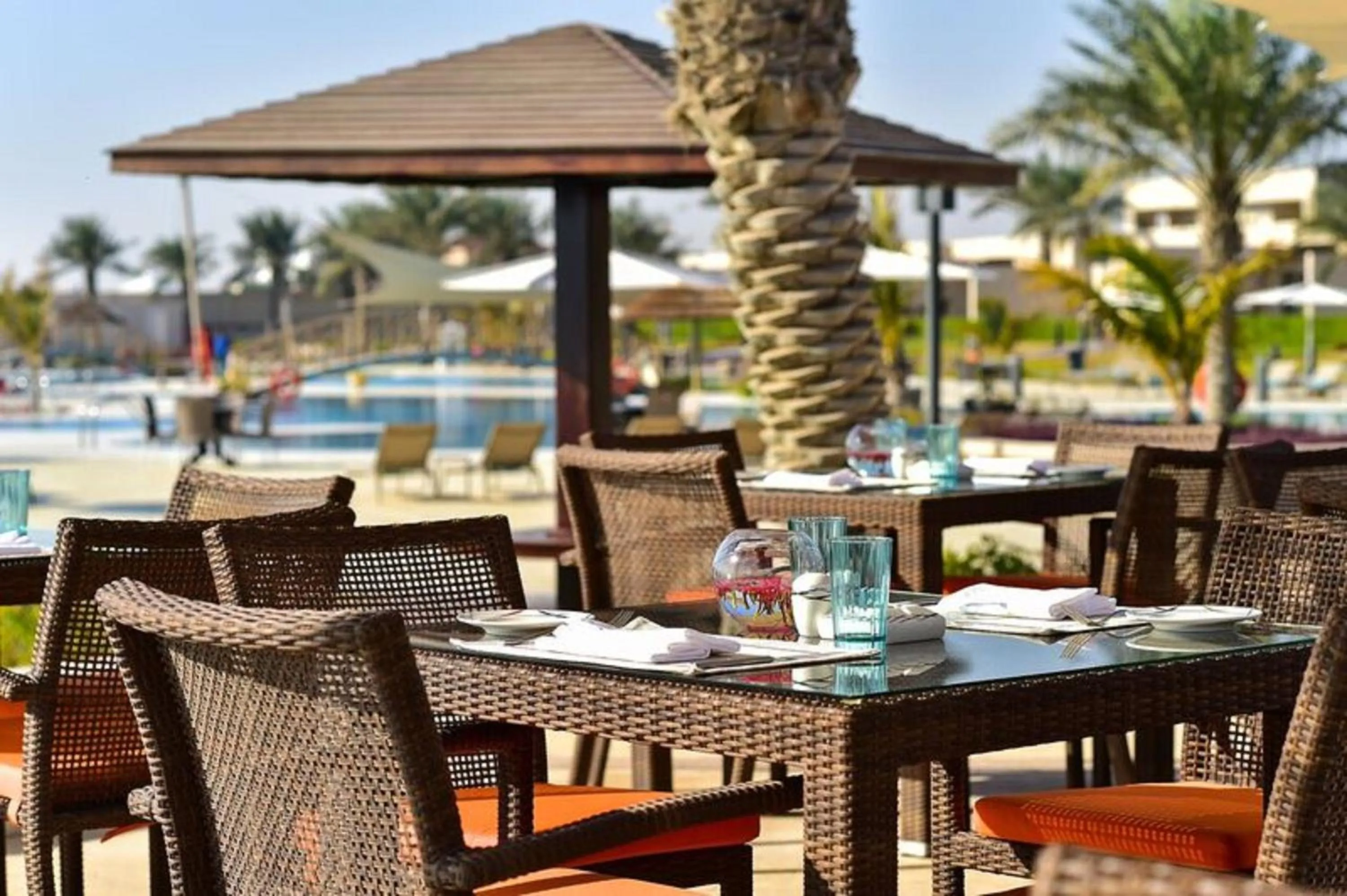 Restaurant/places to eat in Simaisma A Murwab Resort