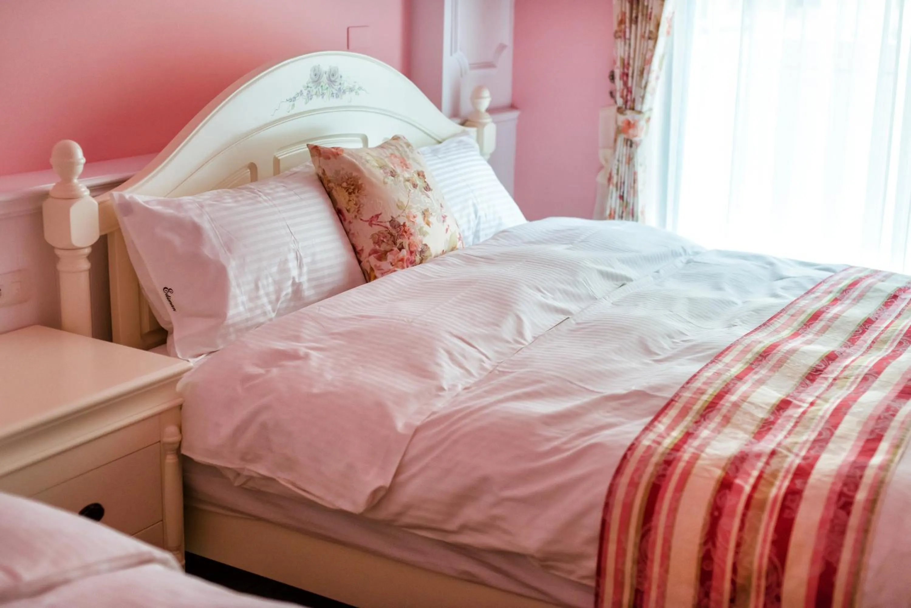 Decorative detail, Bed in 伊笛幔休閒民宿 電梯民宿 車位需預約