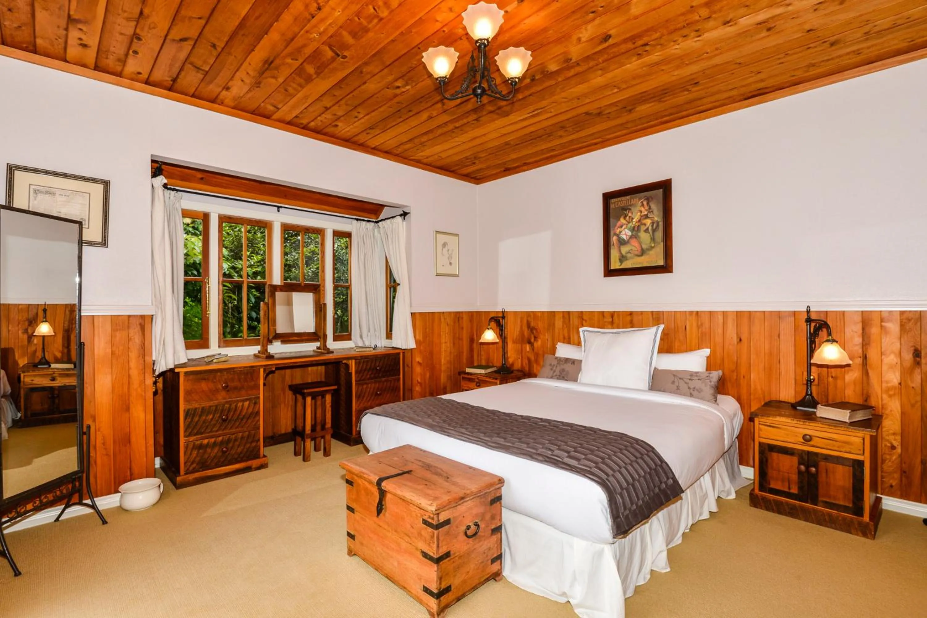 Bed in Vineyard Cottages - Kumeu