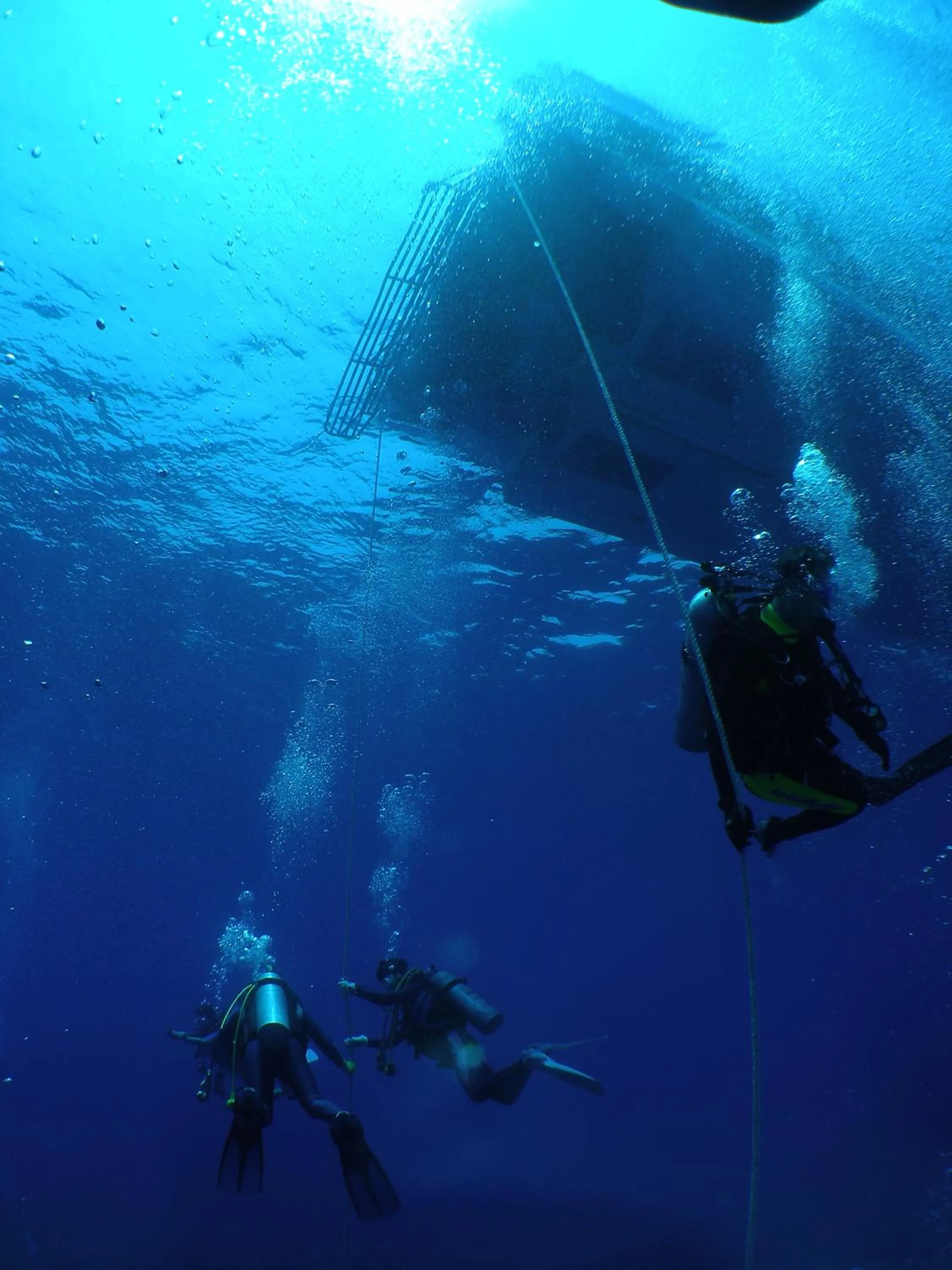 Diving in Villa Unarizaki