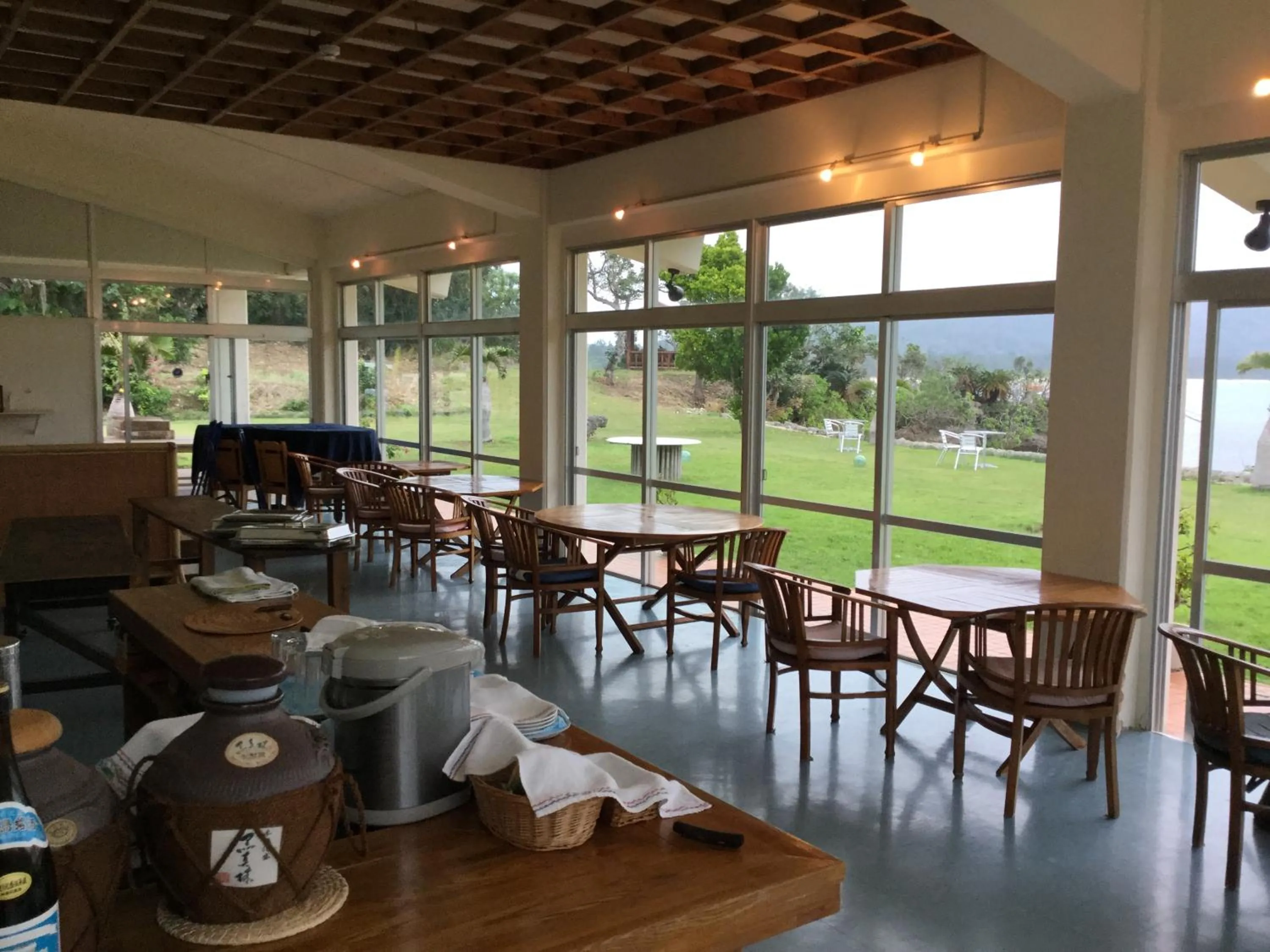 Restaurant/places to eat in Villa Unarizaki