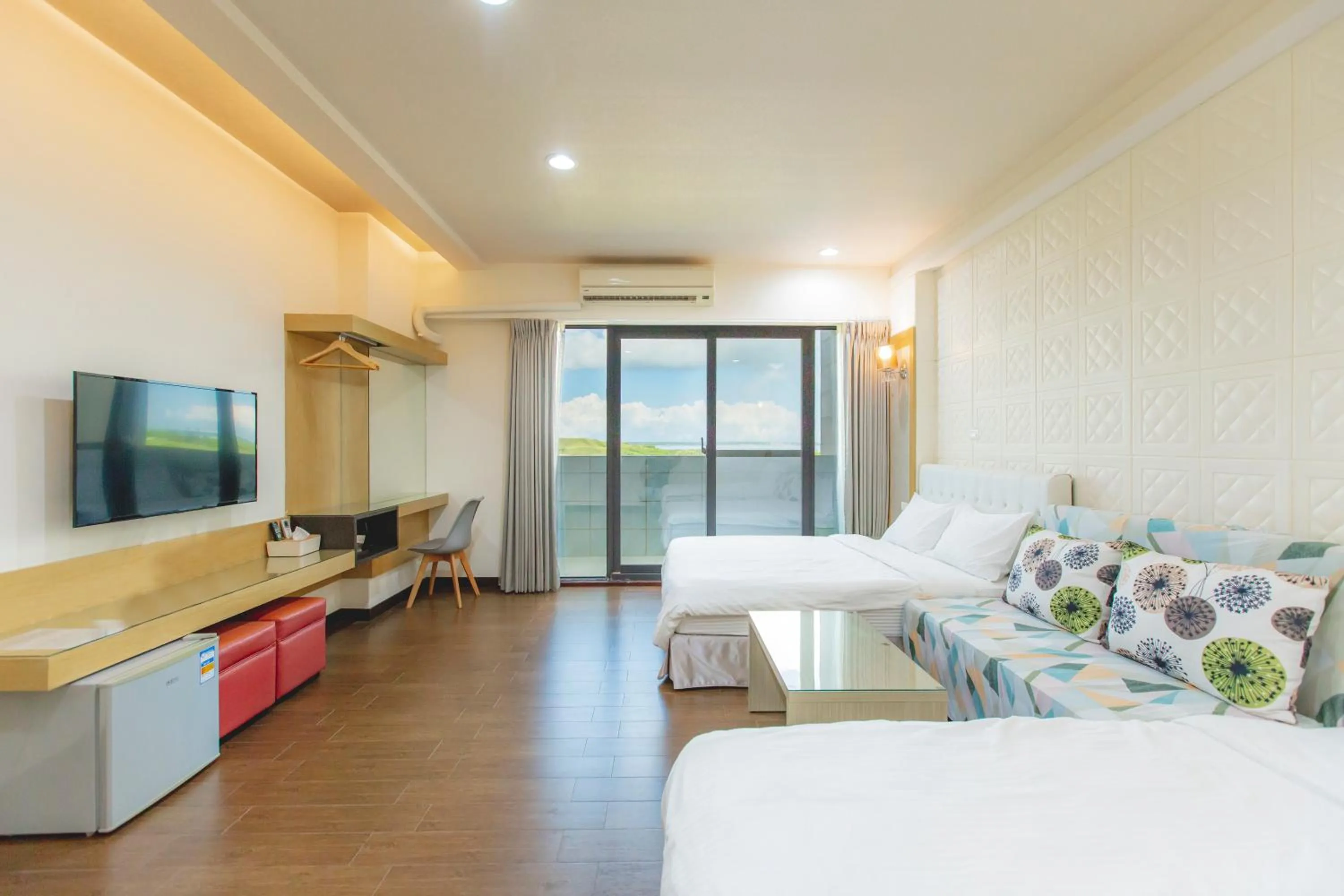 Photo of the whole room, Bed in Yi Le Homestay