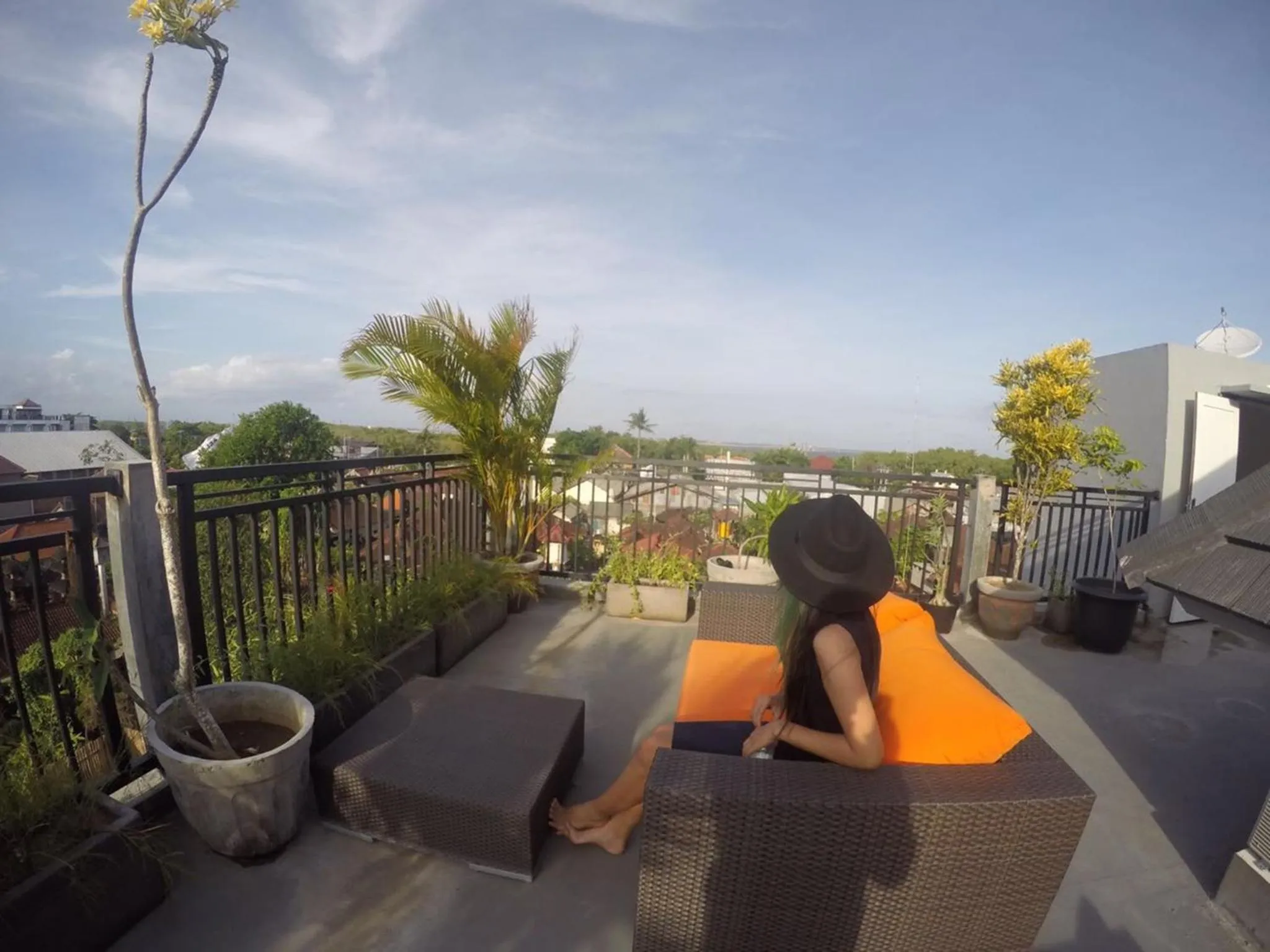 Property building in Lowcost Bed & Breakfast