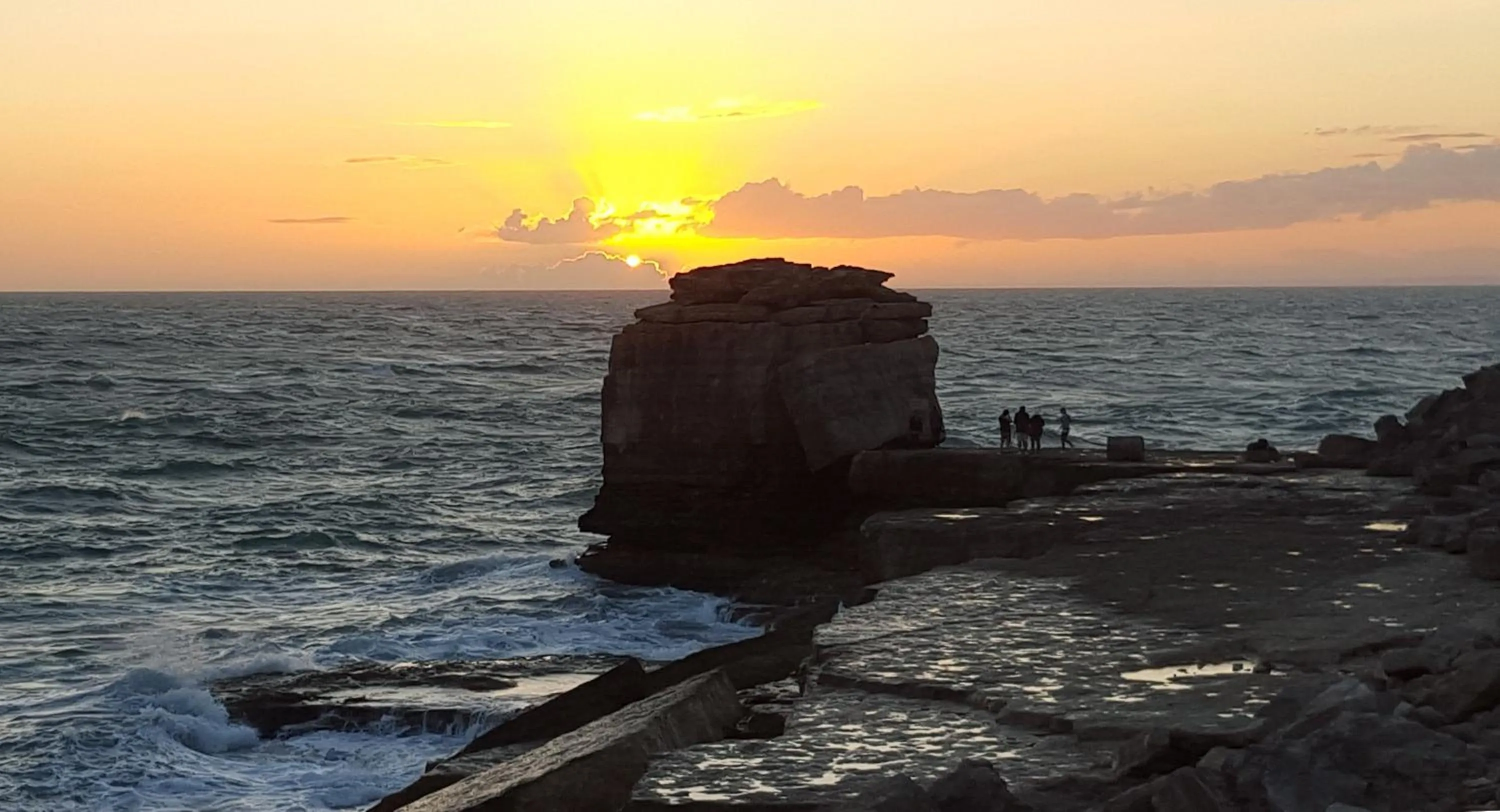 Area and facilities in Heights Hotel