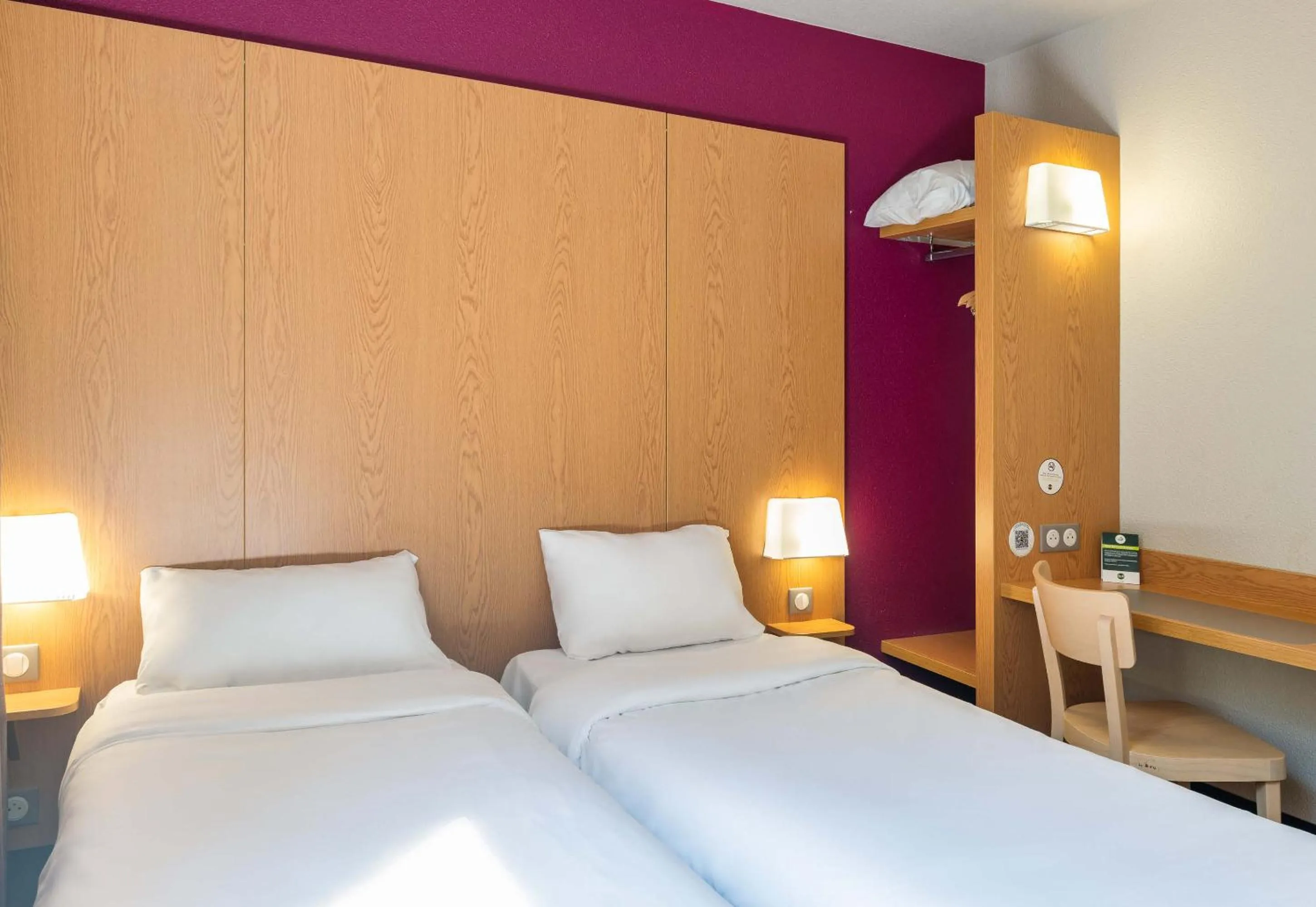 Bedroom, Bed in B&B HOTEL Lyon Caluire Cité Internationale