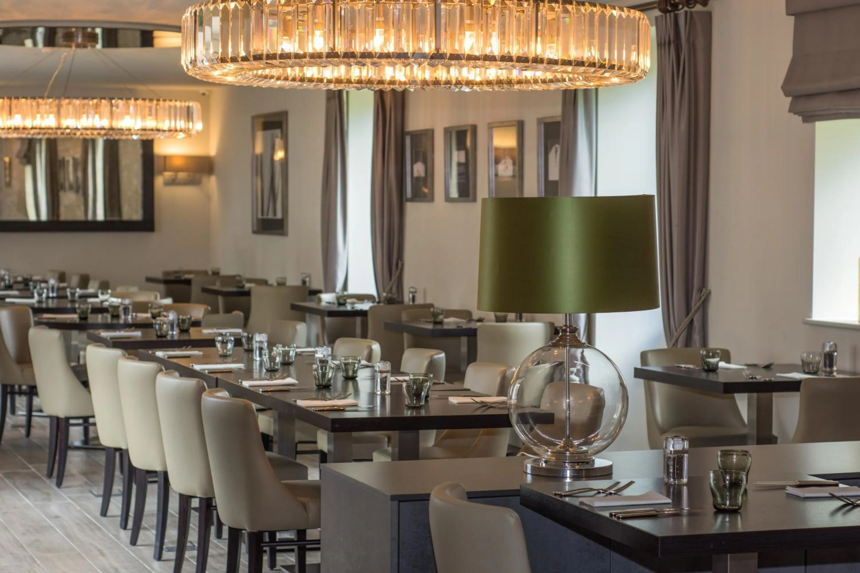 Restaurant/places to eat in Dunalastair Hotel Suites