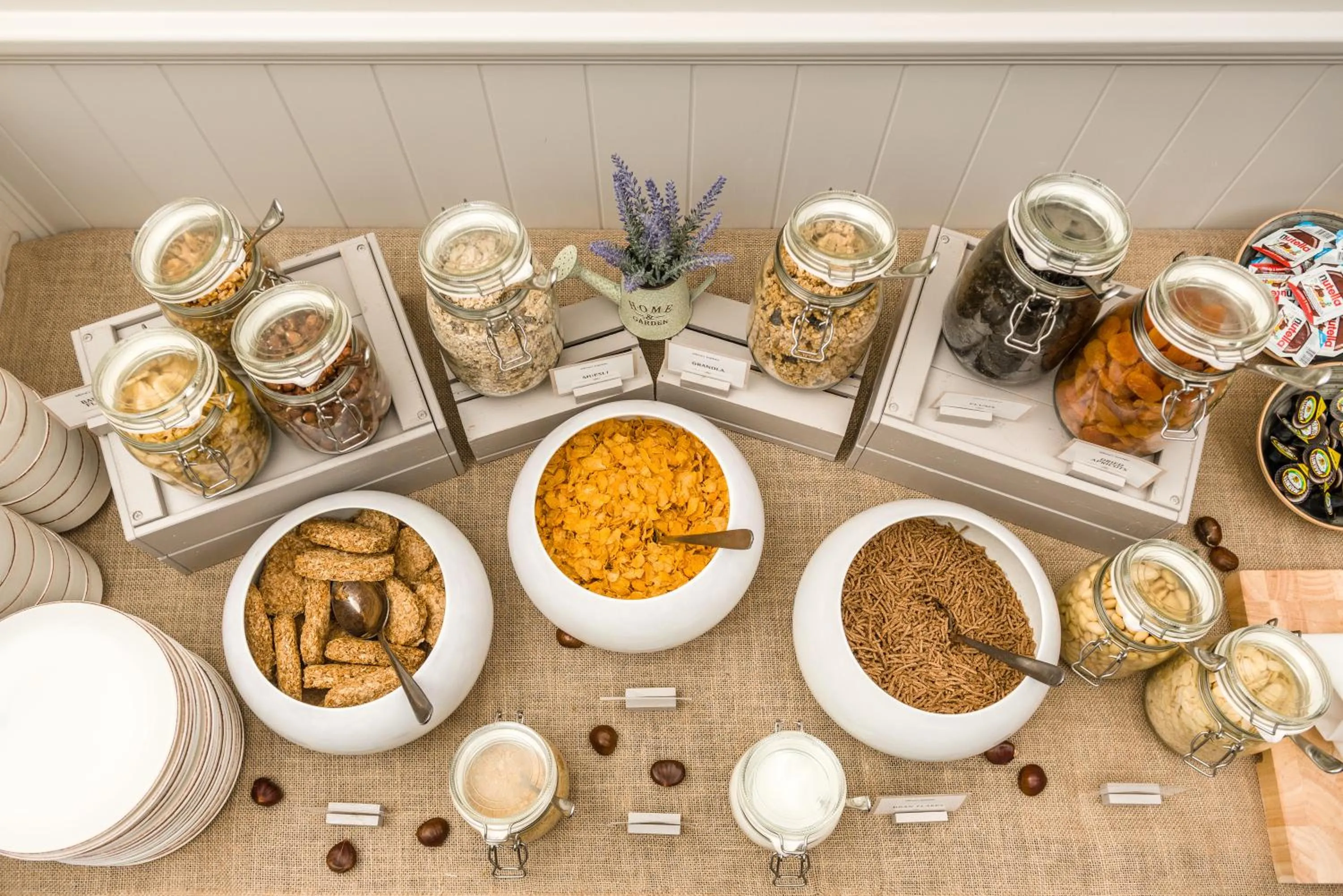 Breakfast in Dunalastair Hotel Suites