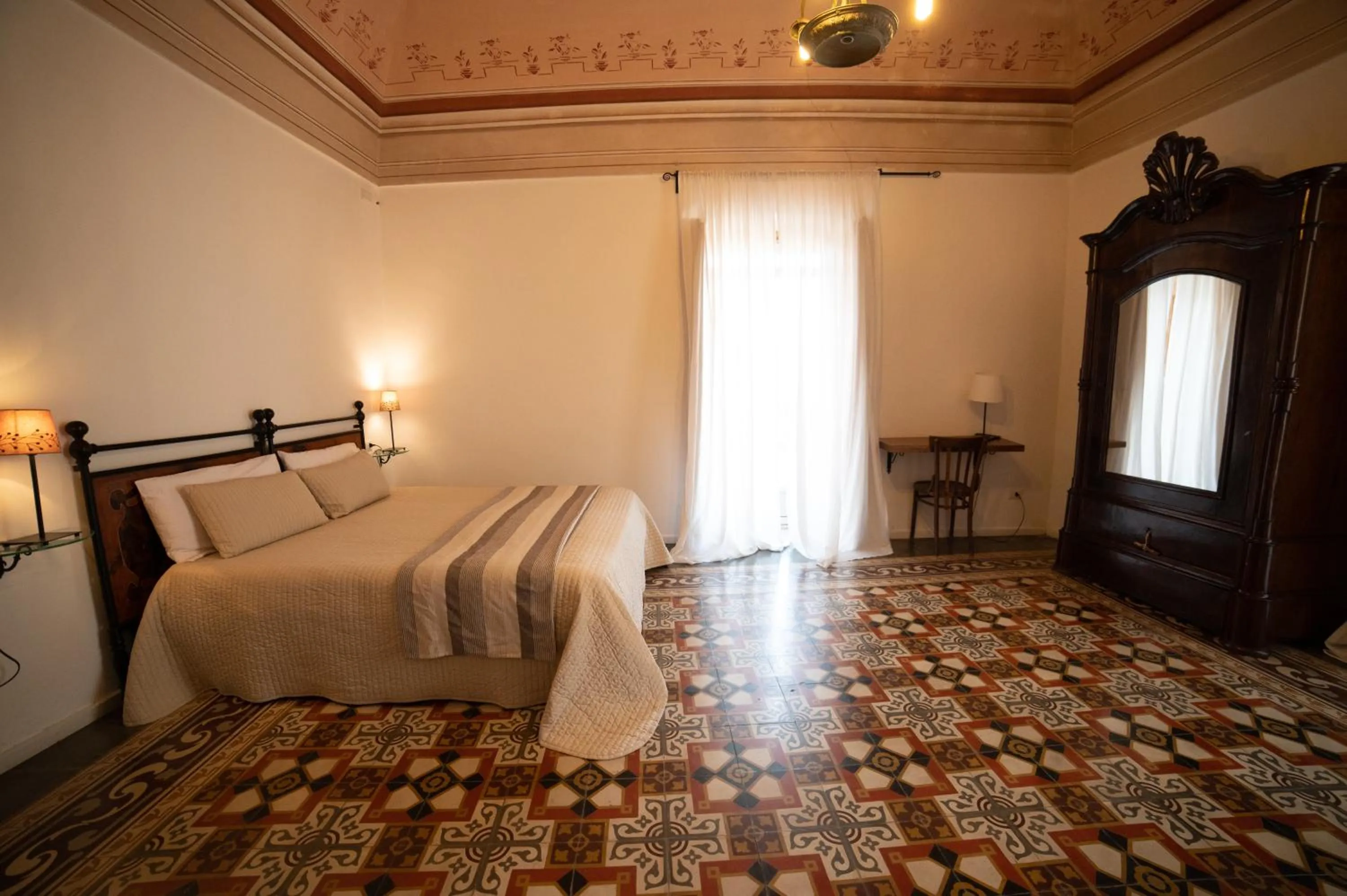 Bedroom, Bed in Donna Elena