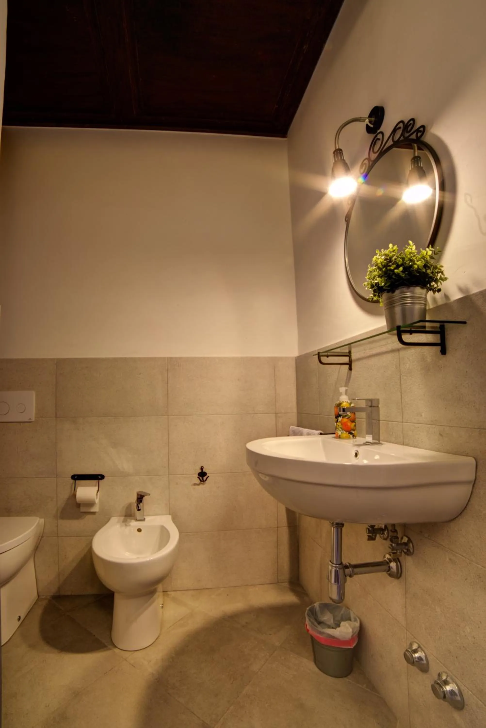 Bathroom in Donna Elena