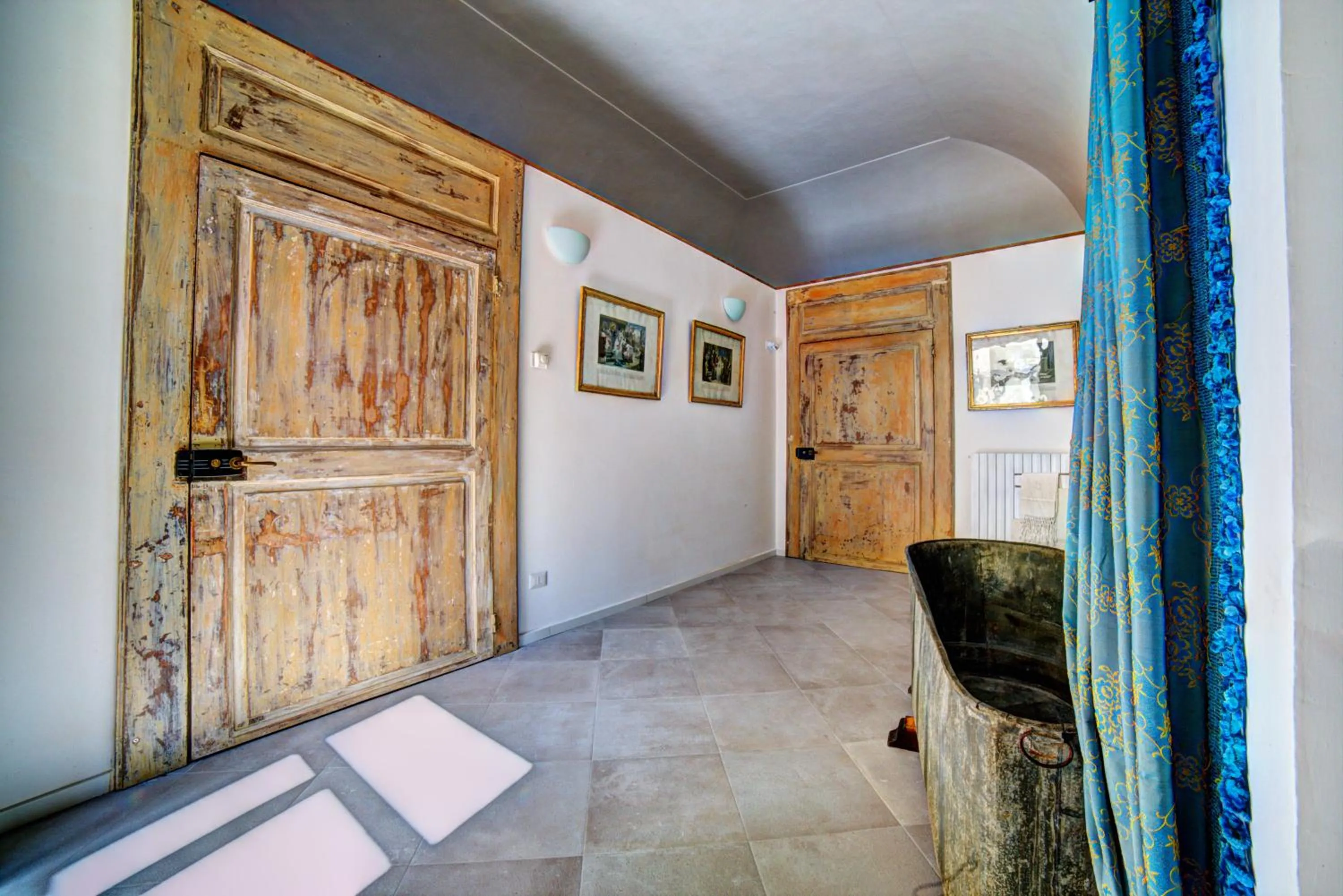 hair dresser in Donna Elena