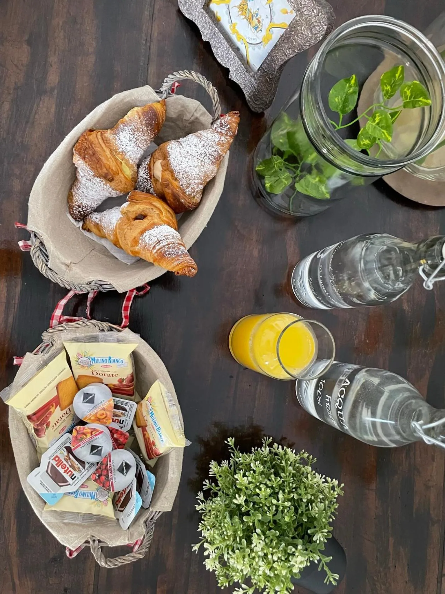 Breakfast in Donna Elena