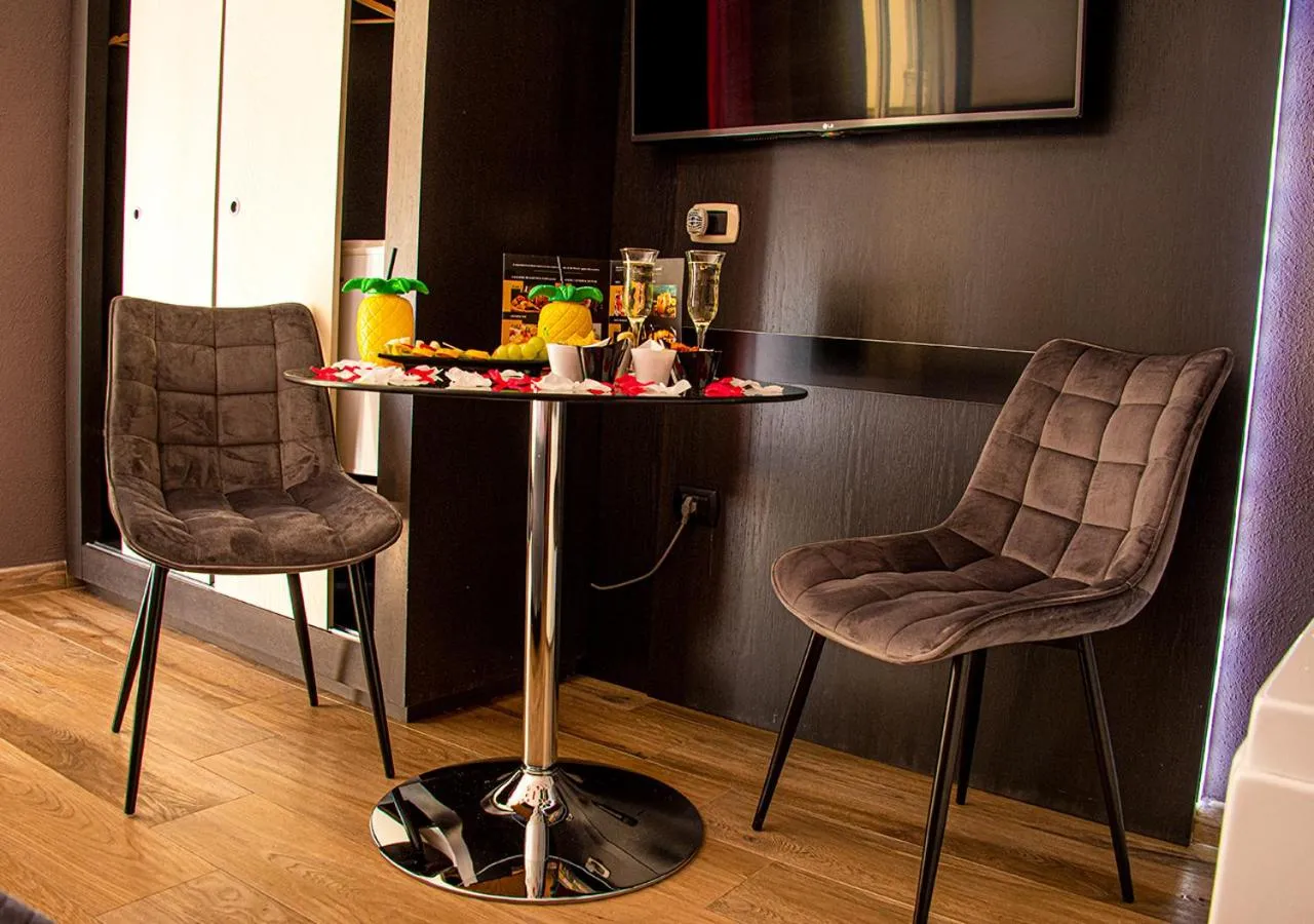 Food and drinks in Hotel Angioino & Spa