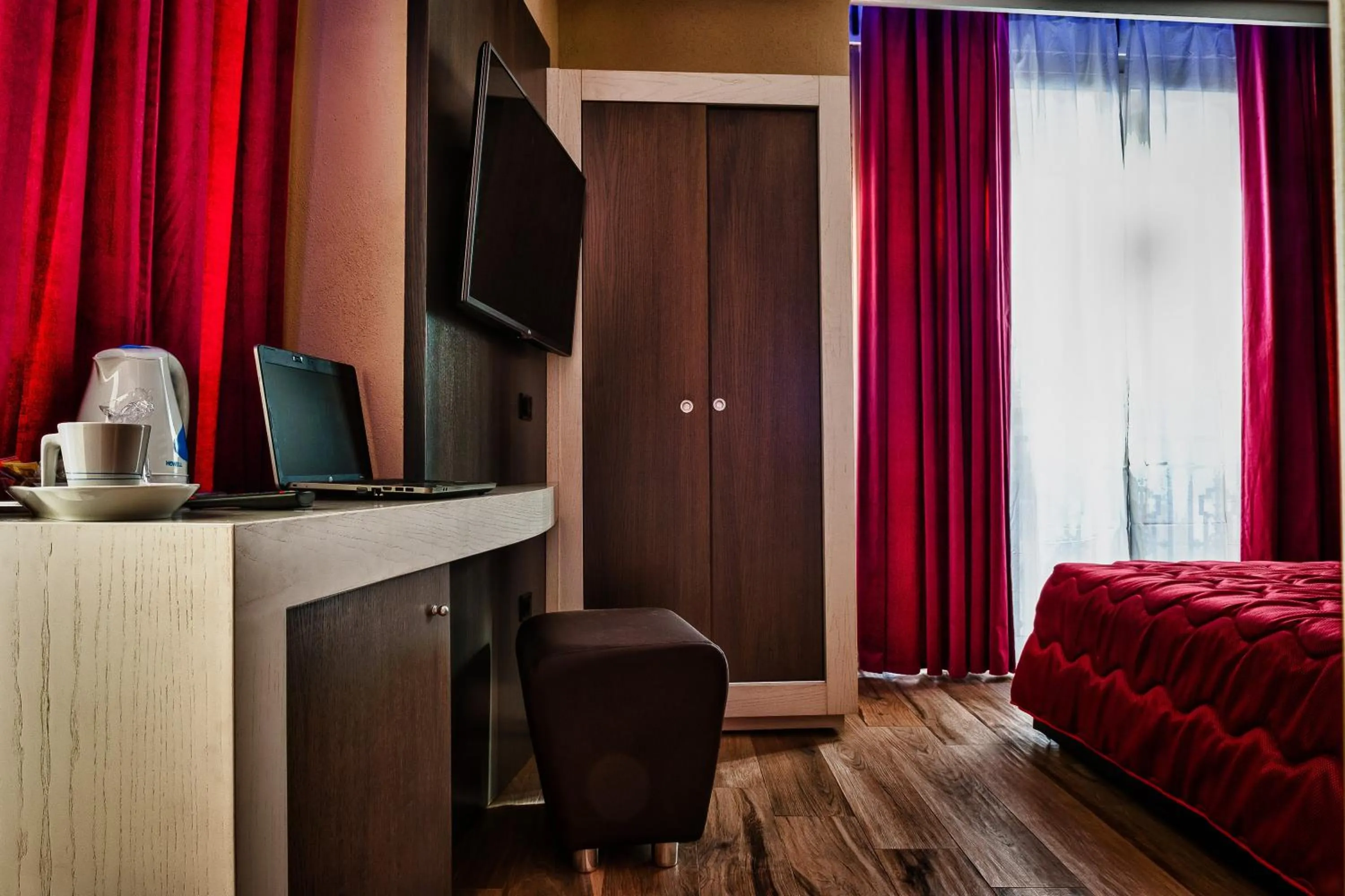 Photo of the whole room, Bed in Hotel Angioino & Spa