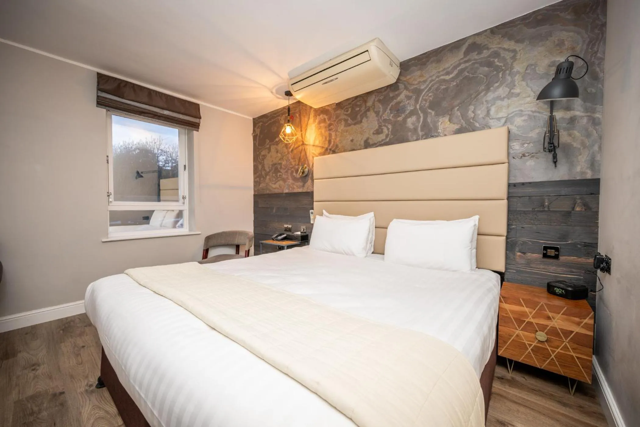 Bed in The Studley Hotel