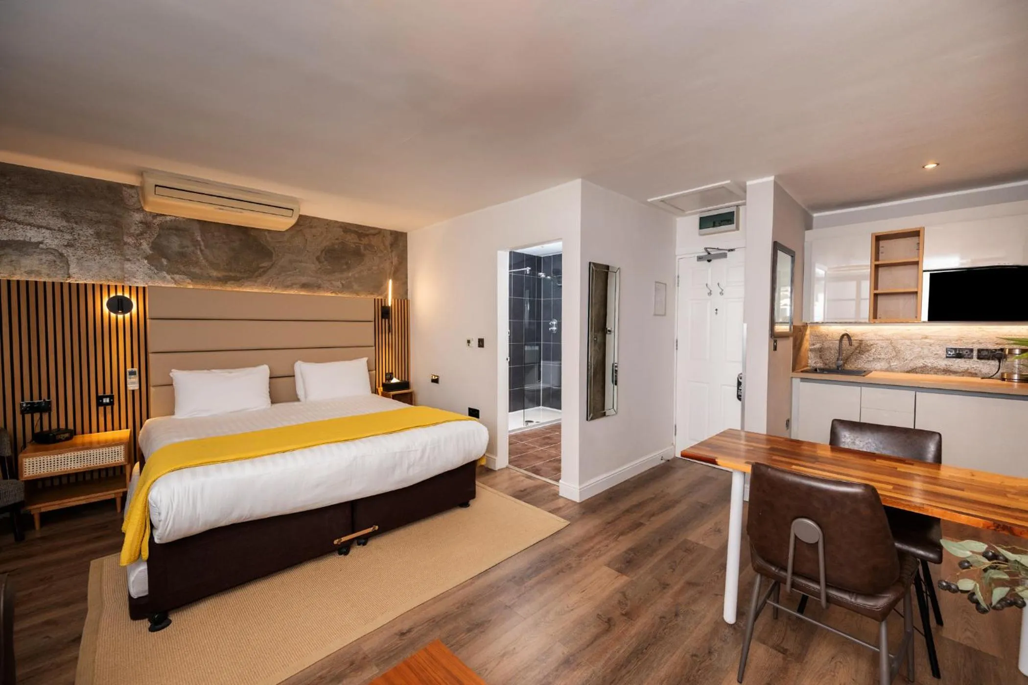 Bed in The Studley Hotel