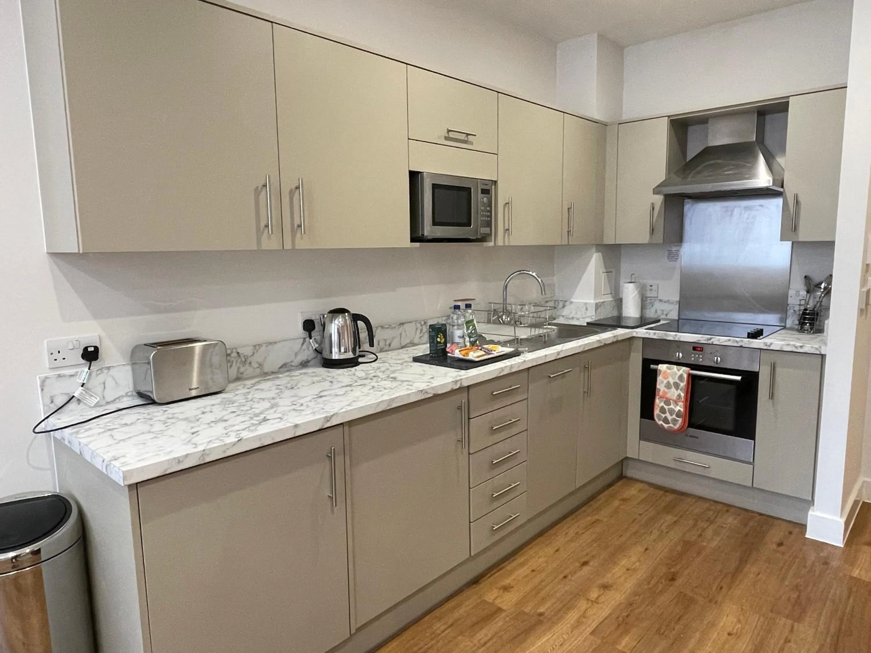 Kitchen or kitchenette in House of Fisher - 100 Kings Road