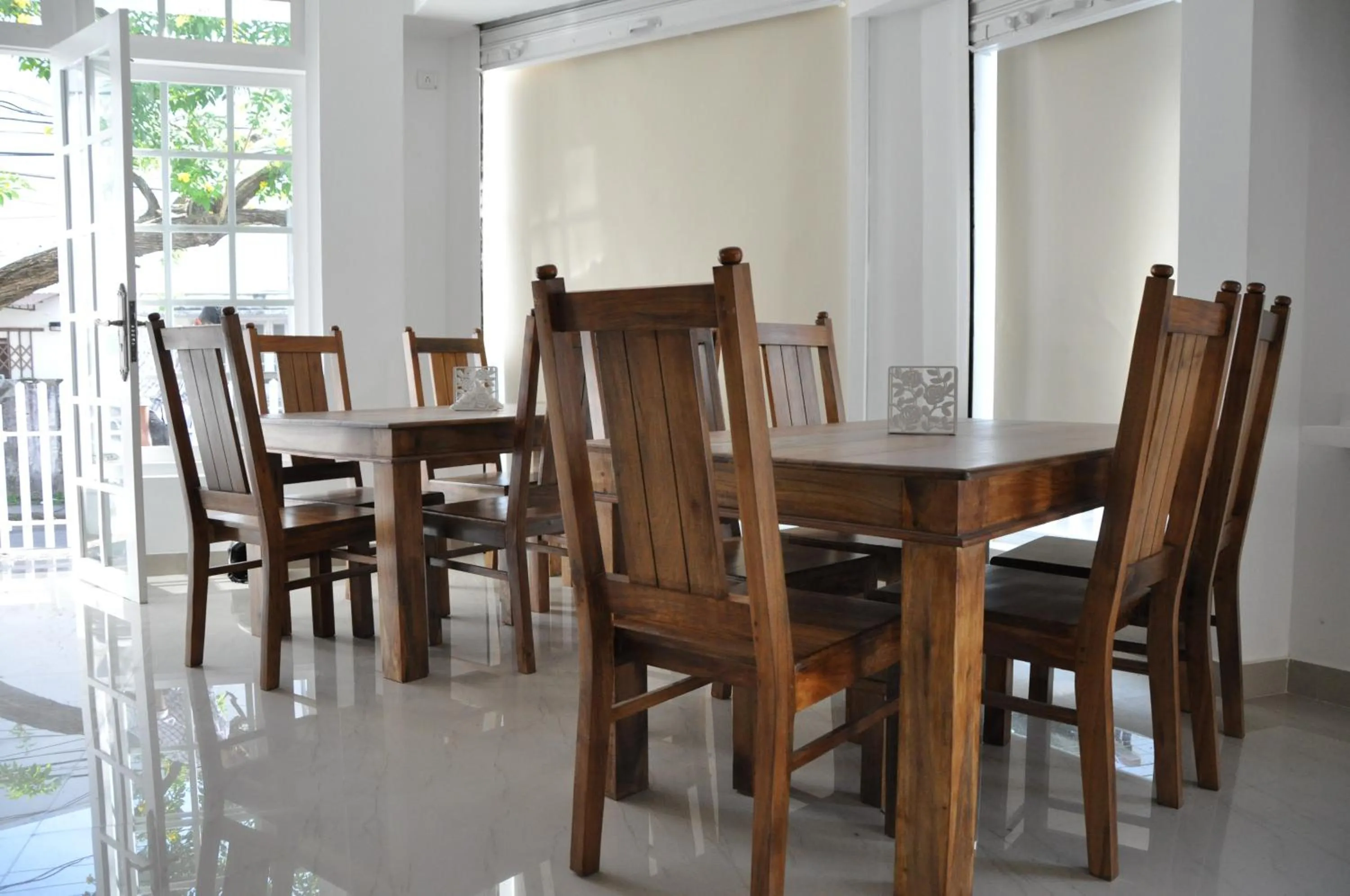 Restaurant/places to eat in Daffodils Spice Court