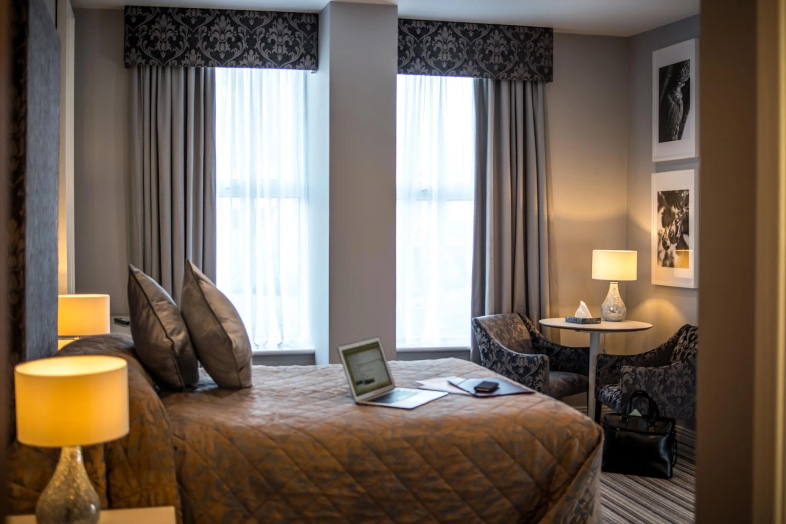 Bedroom, Bed in York House Hotel