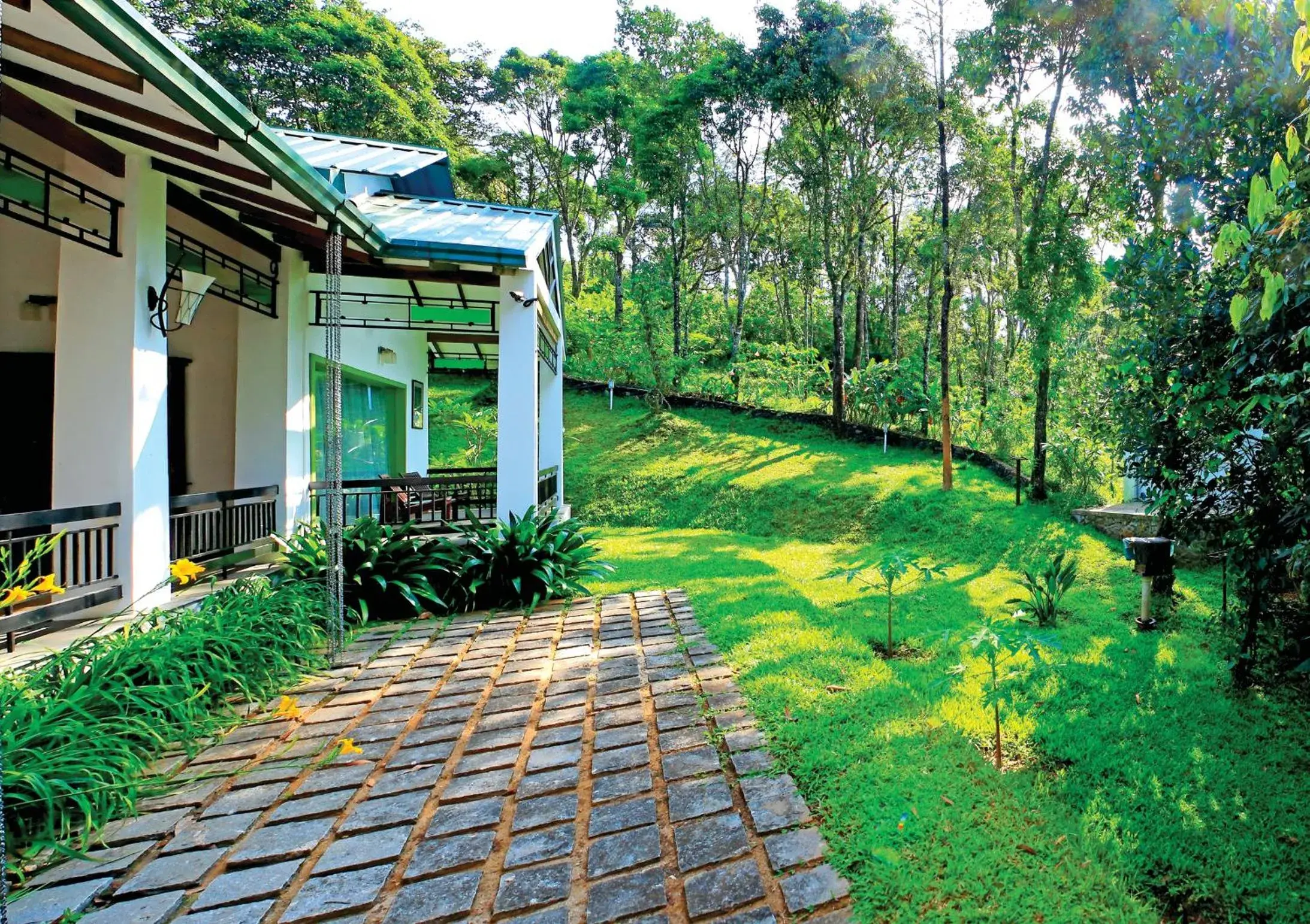 Suite with Garden View in Reen Resorts Aanavilasam Plantation Thekkady Suite with Garden View in Reen Resorts Aanavilasam Plantation Thekkady