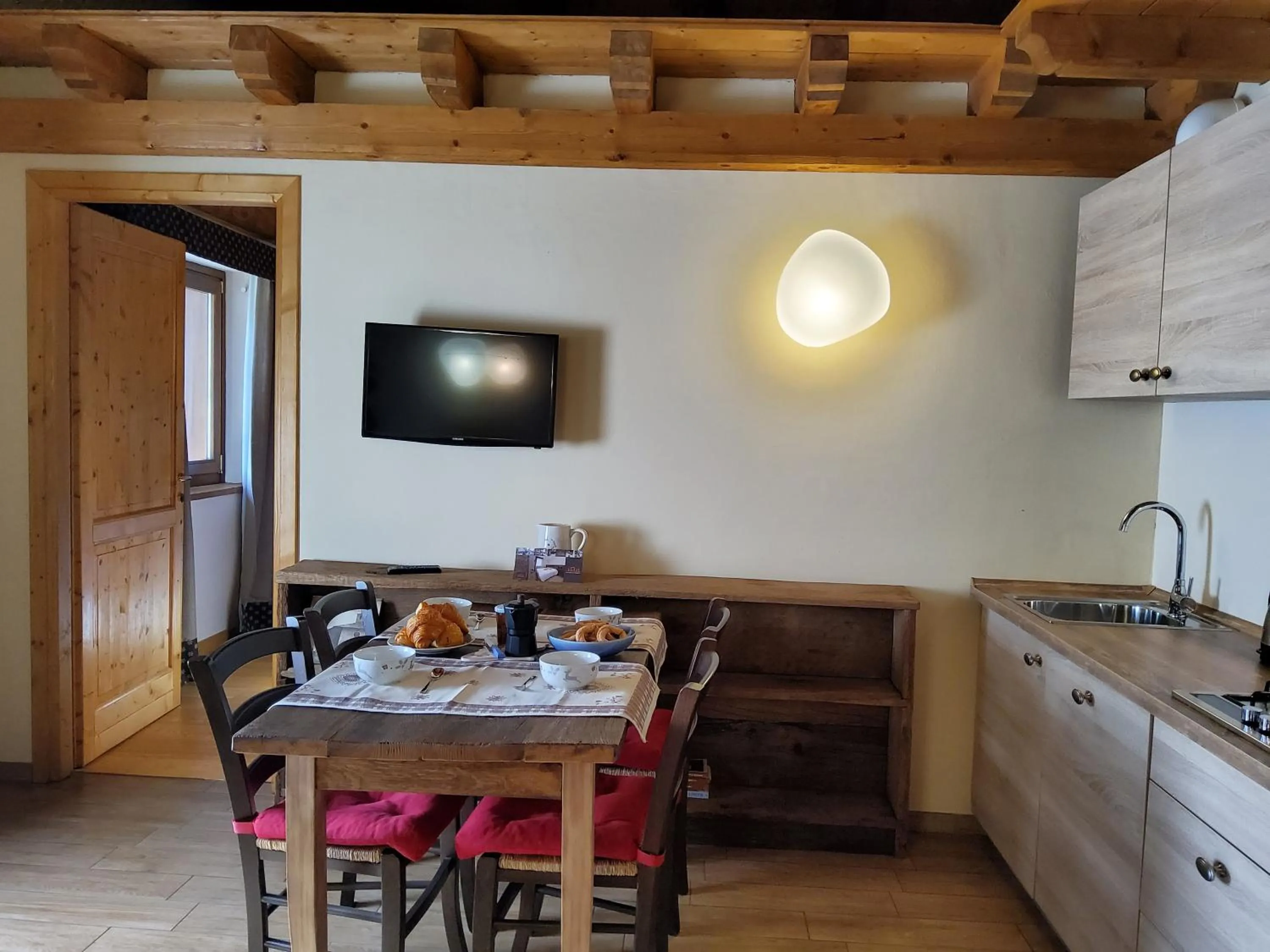 Kitchen or kitchenette in La Vigne de Papagran