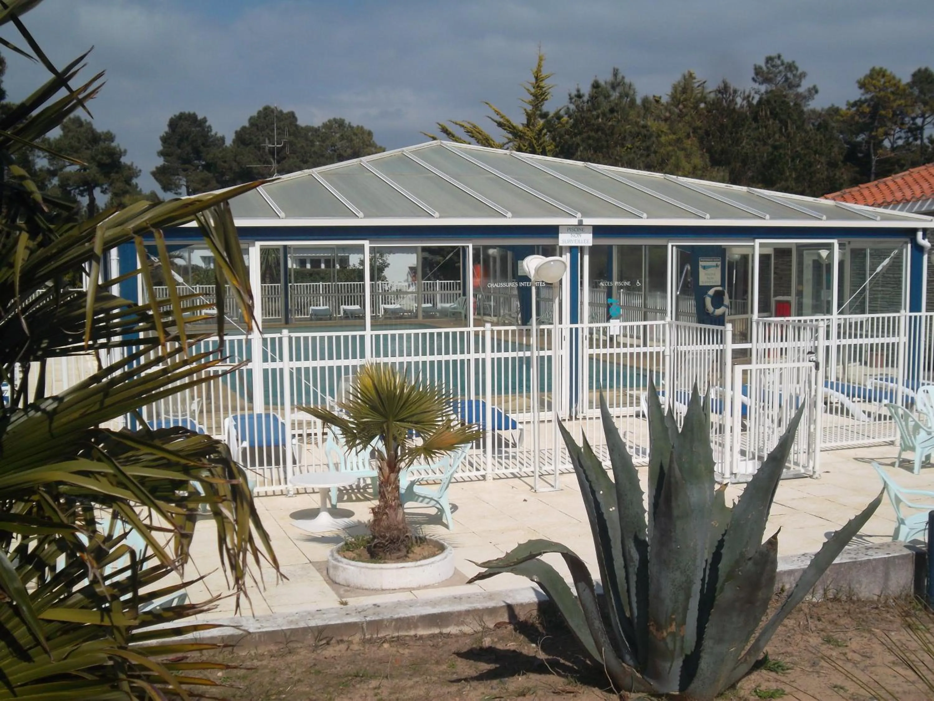 Swimming pool in Le Hameau de l'Ocean