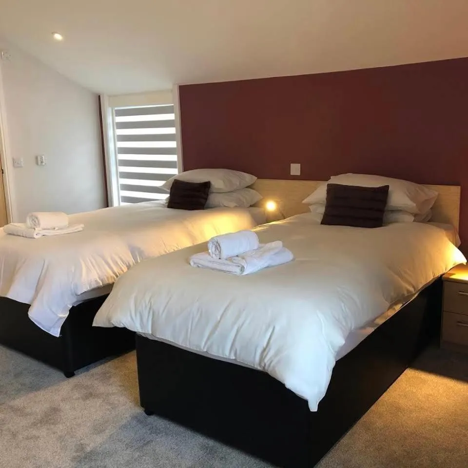 Bedroom, Bed in Arrandale House