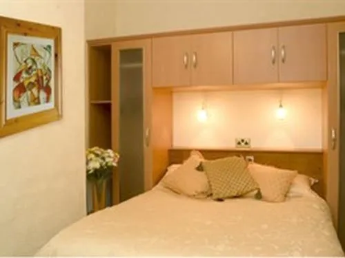 Other, Bed in Arrandale House