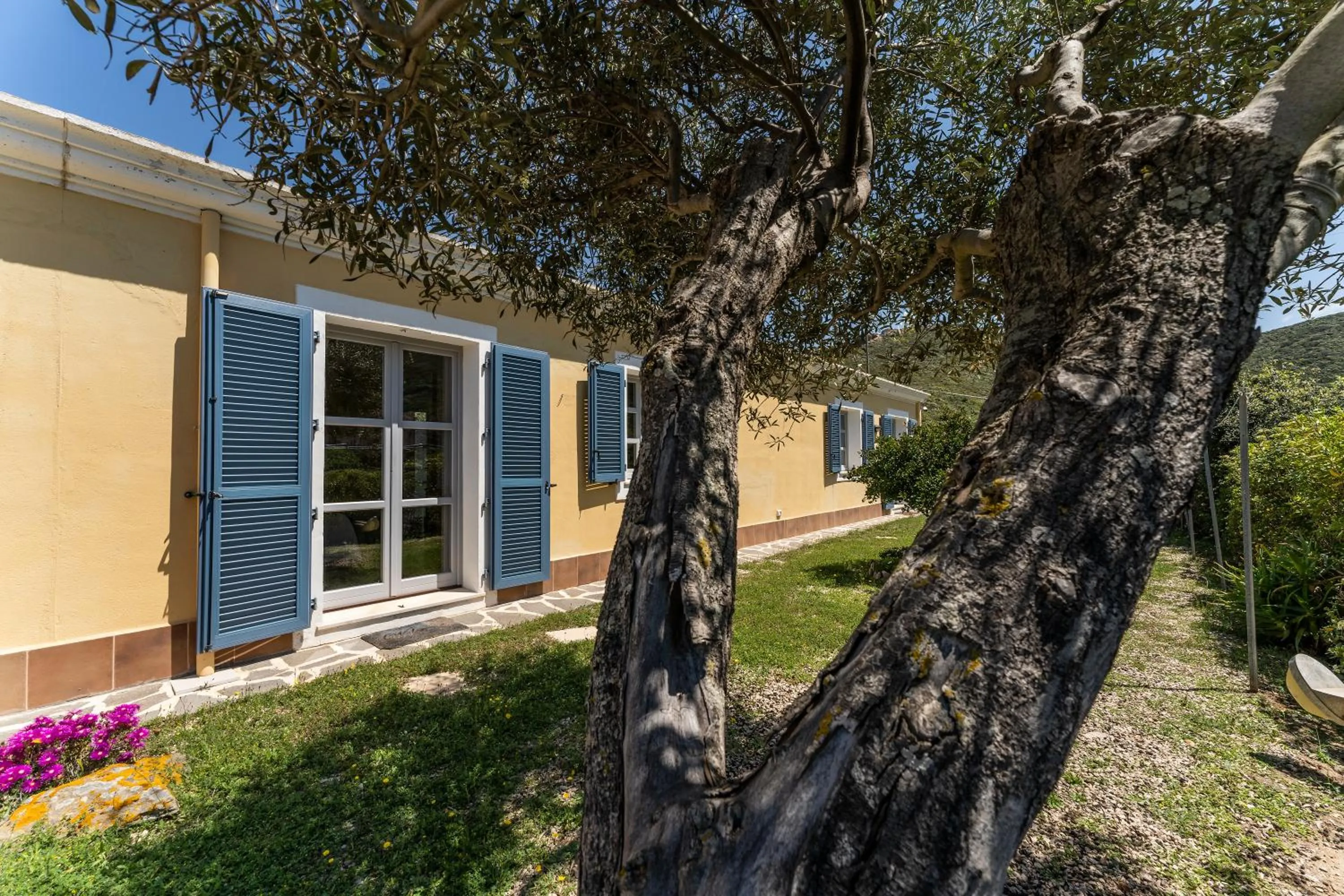 Garden in B&B Calata Di Soli