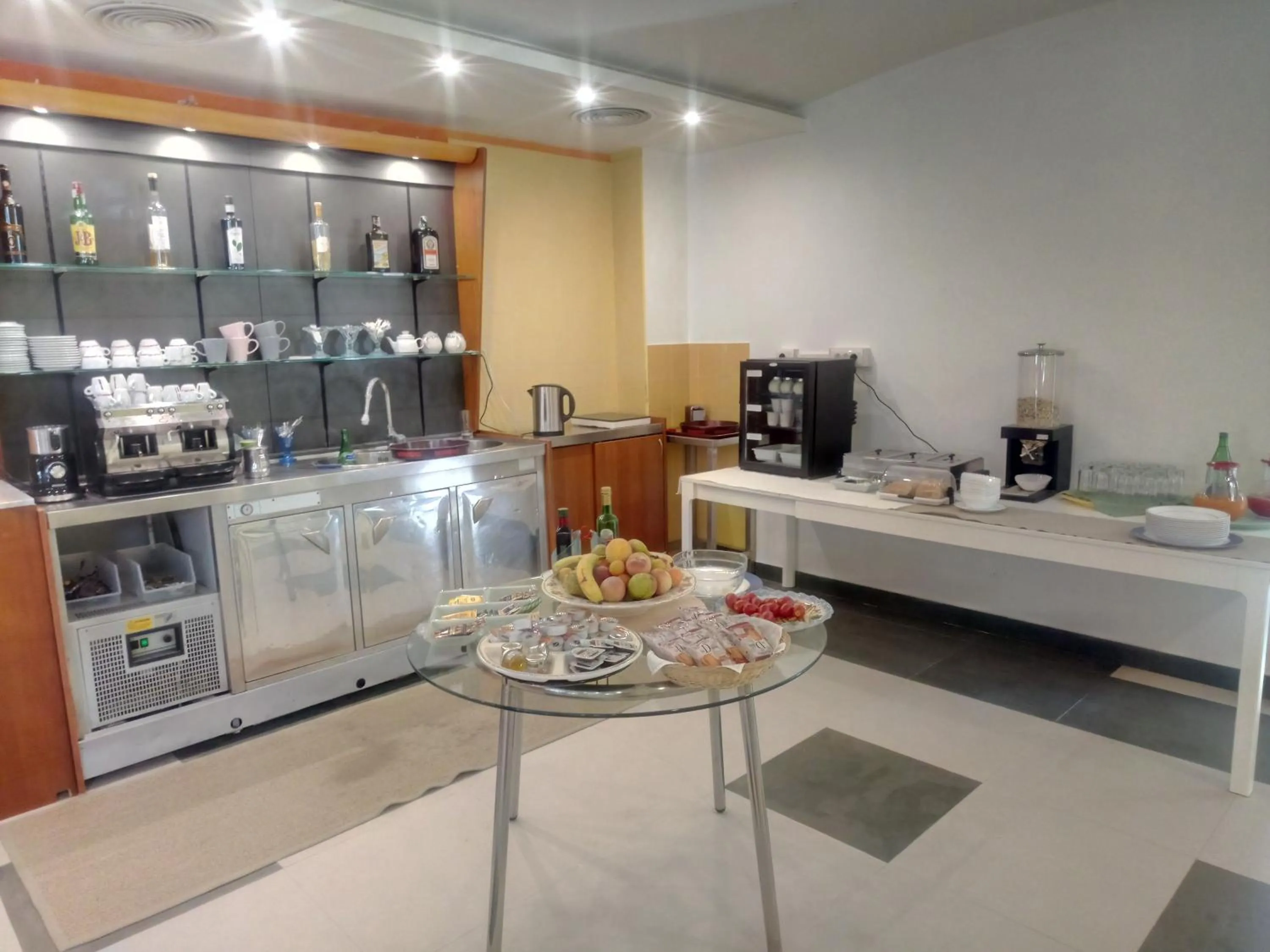 Continental breakfast in Lido Di Procida Guest House