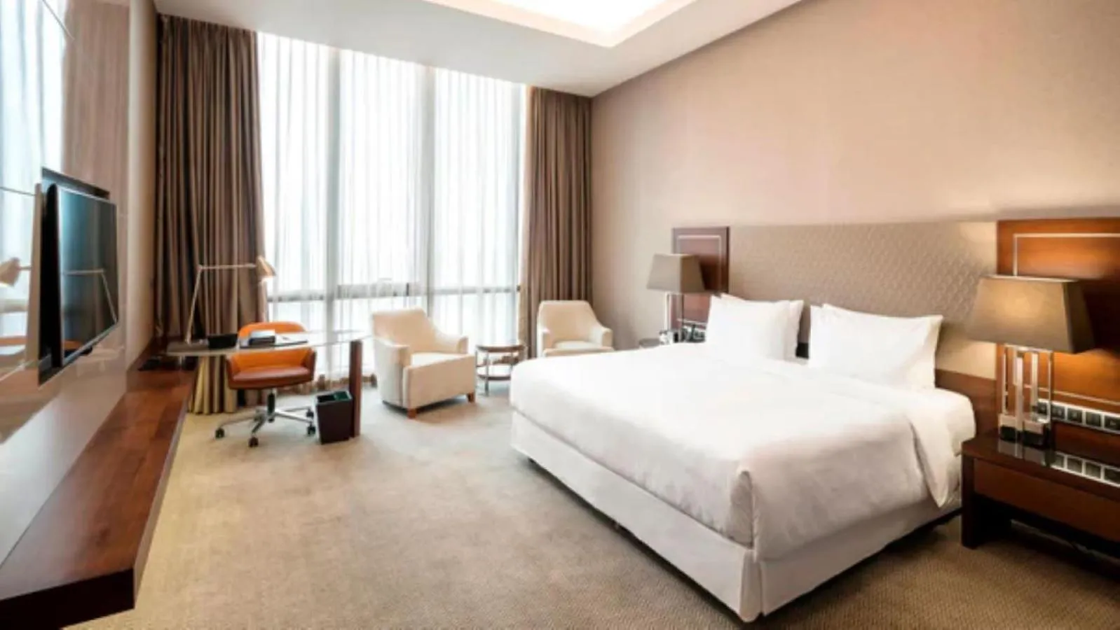 Bedroom, Bed in Sheraton Grand Istanbul Atasehir