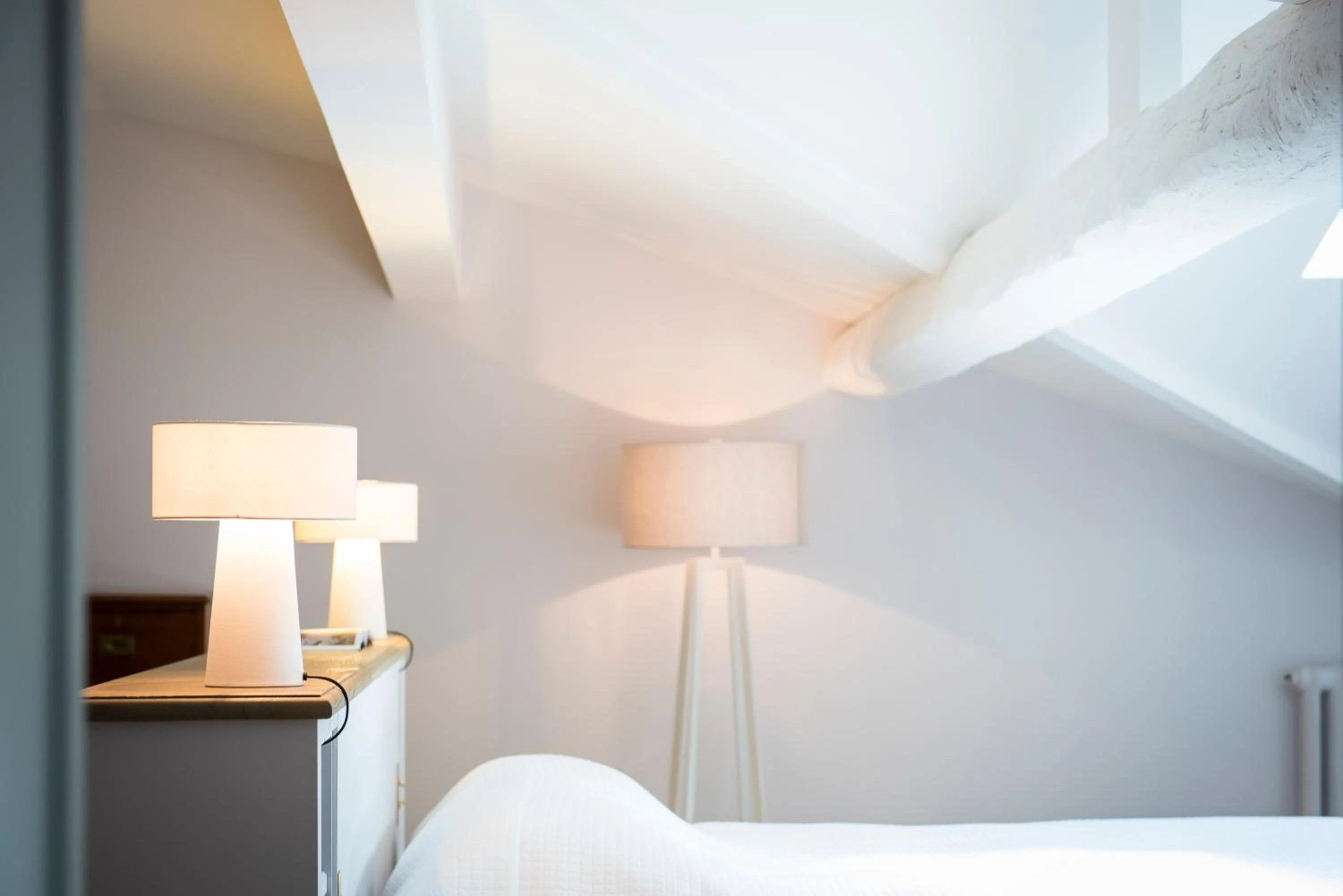 Decorative detail, Bed in La Chartreuse Haut-Bailly - Anciennement Château Le Pape