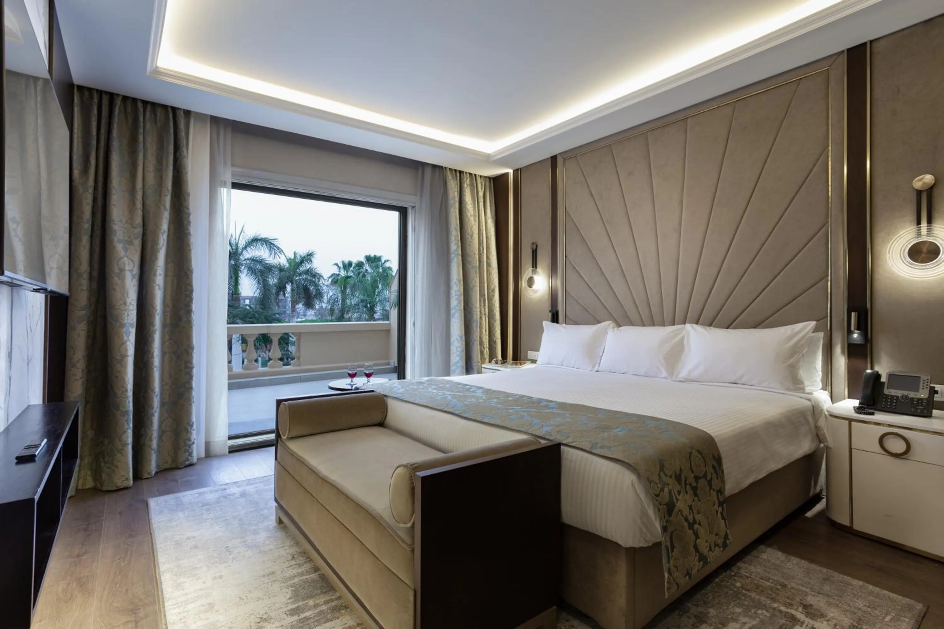 Bedroom, Bed in Concorde El Salam Cairo Hotel & Casino