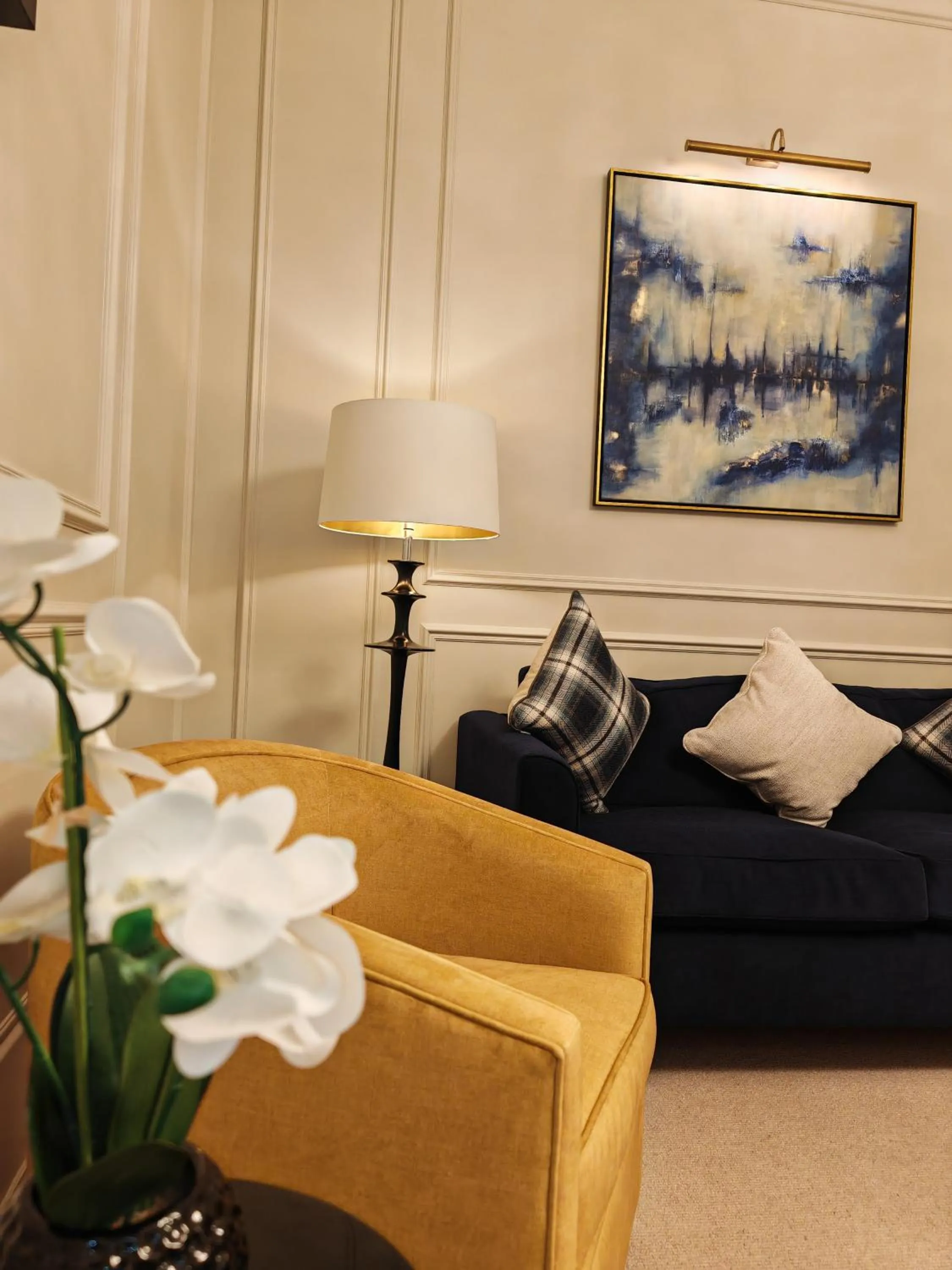 Lobby or reception in Frederick House Hotel