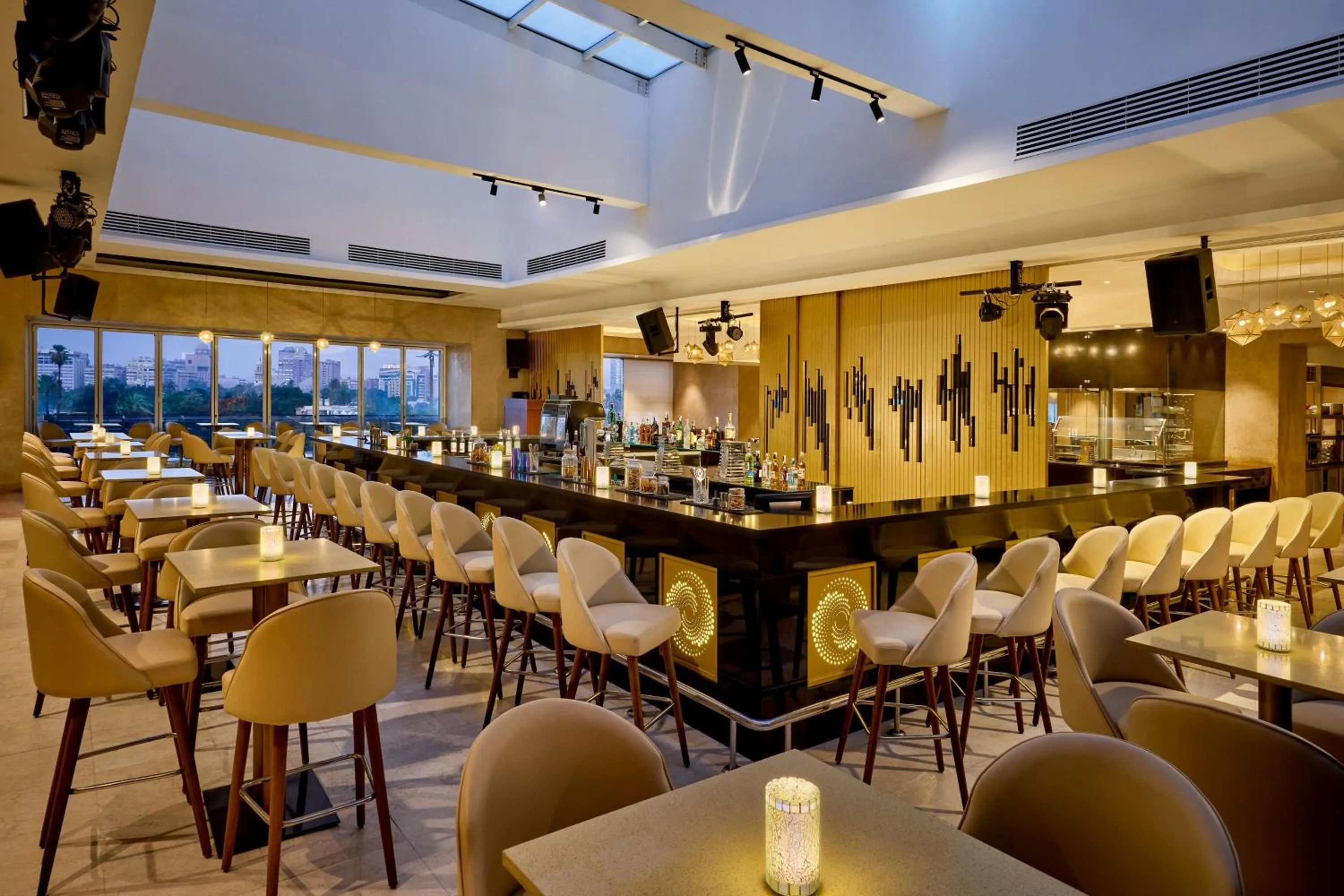 Lounge or bar in Sheraton Cairo Hotel & Casino