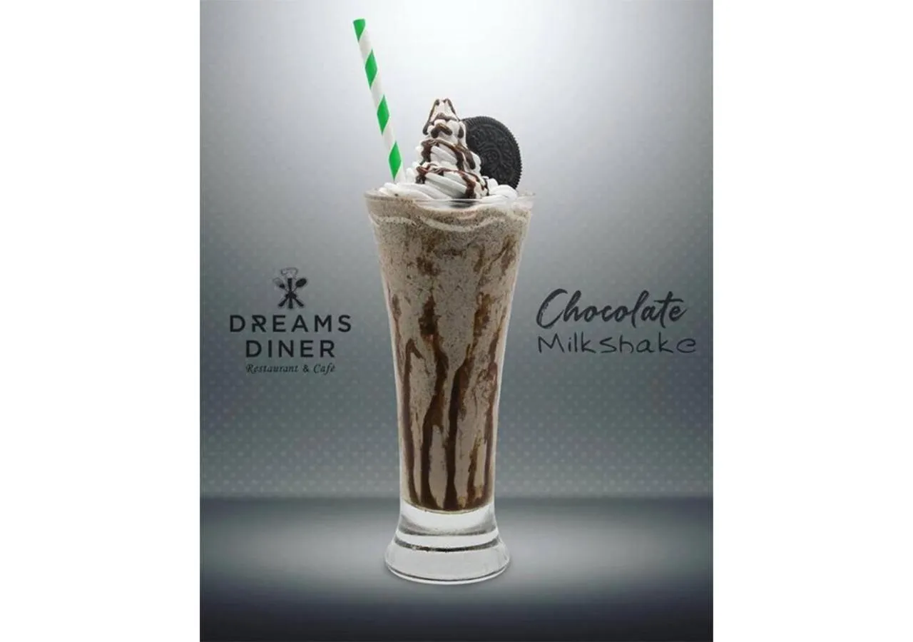 Restaurant/places to eat in Dreams Grand