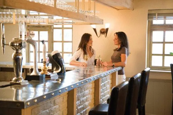 Lounge or bar in The Farmhouse Hotel and Restaurant