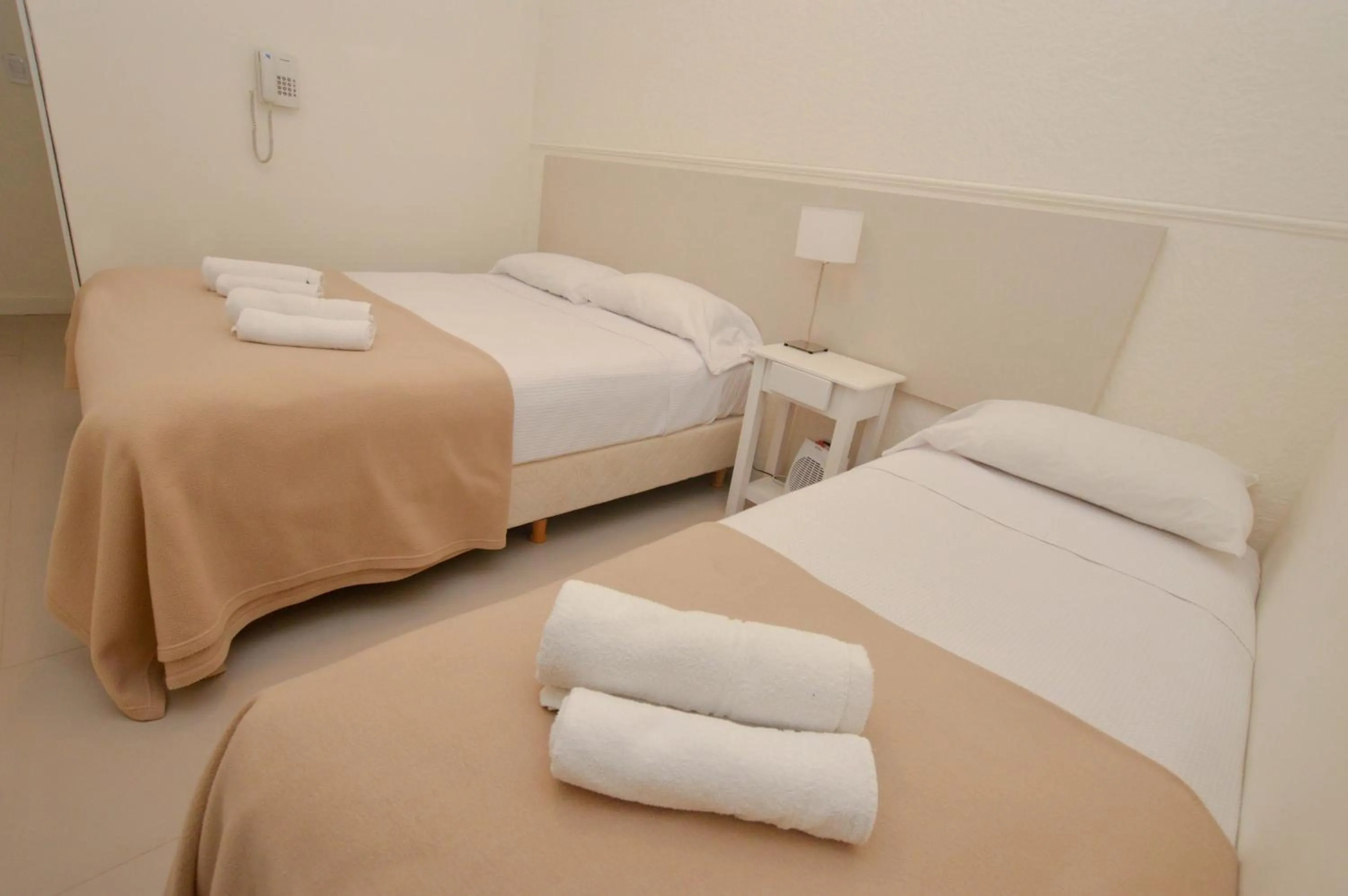 Other, Bed in Hotel Acqua