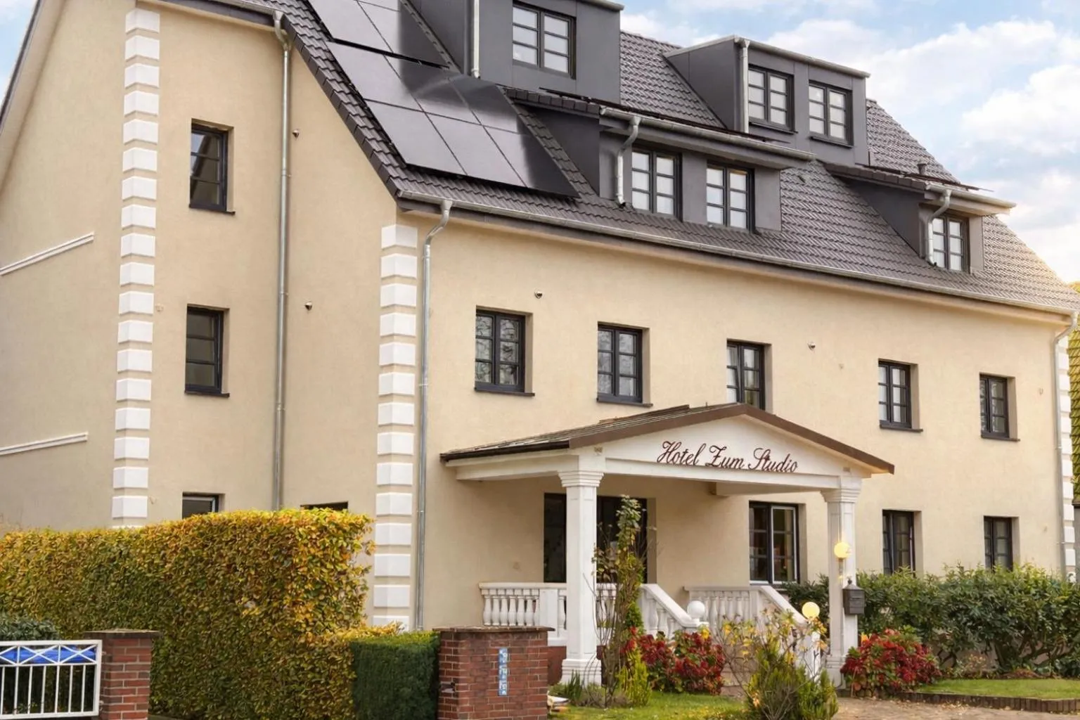 Hotel Zum Studio
