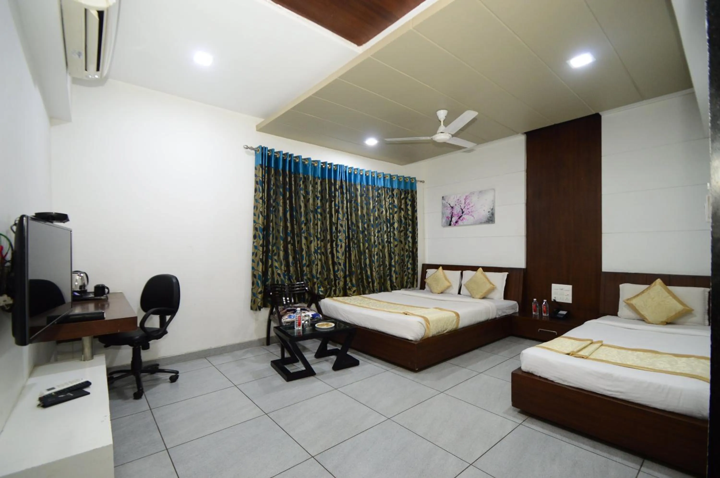 Bed in Shripriya-Nathdwara