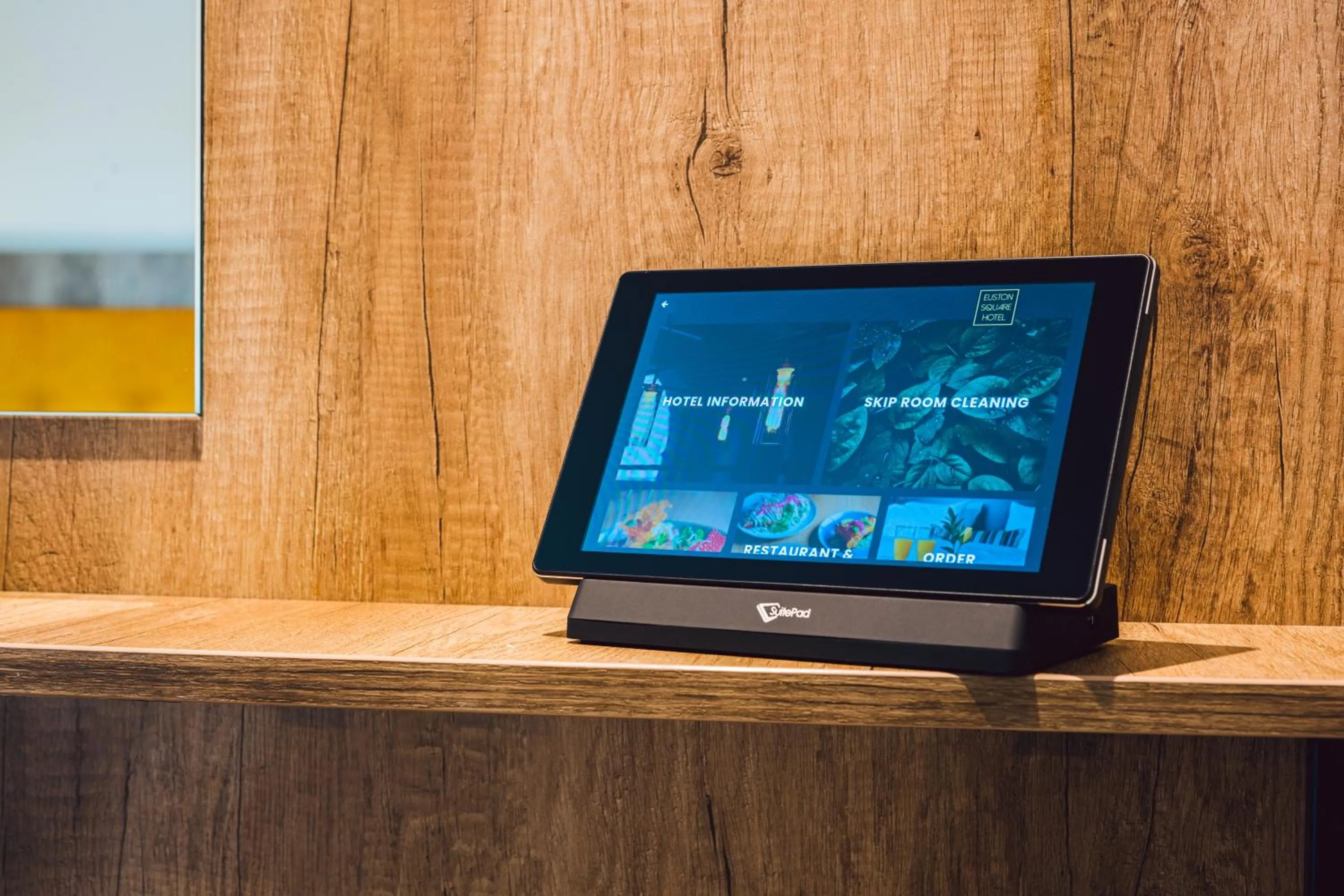 room service in Euston Square Hotel