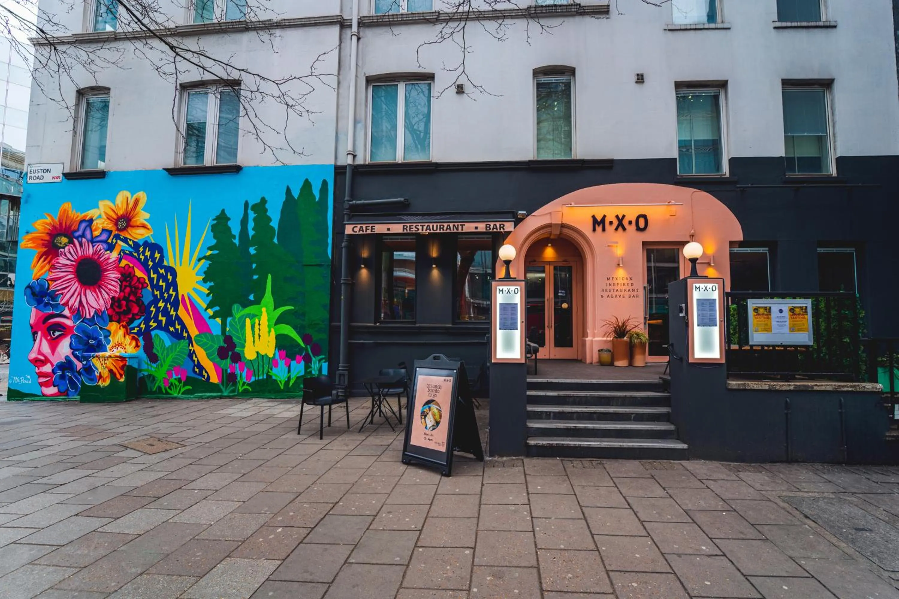 Property building in Euston Square Hotel