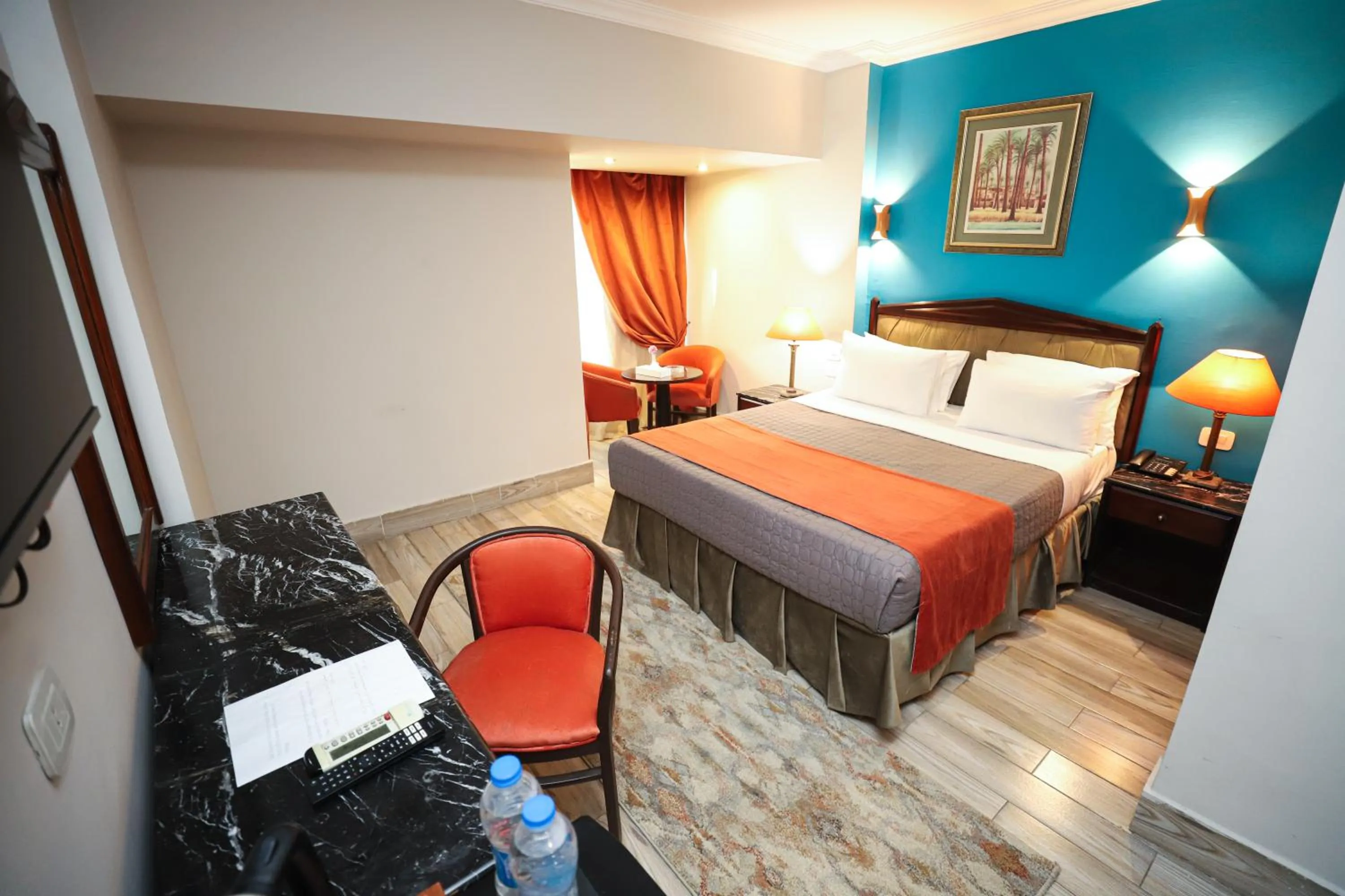 Photo of the whole room, Bed in Gawharet Al Ahram Hotel