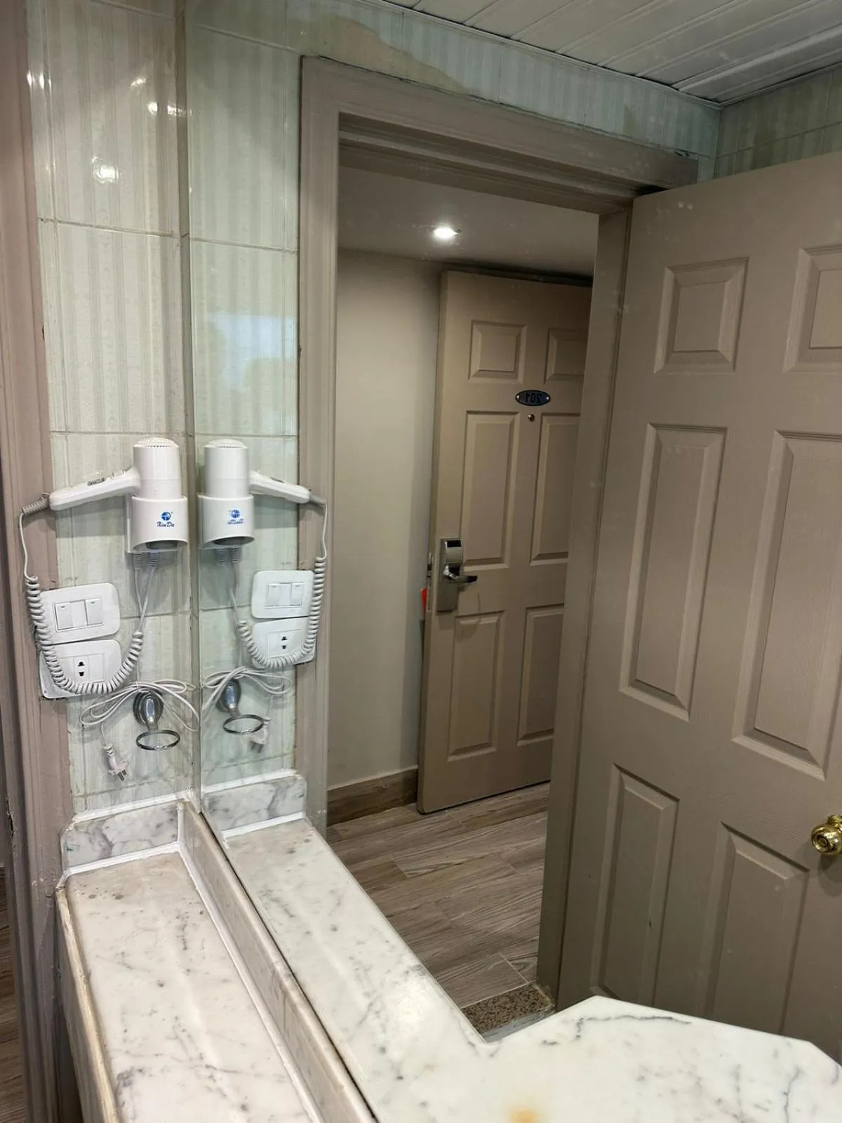 Toilet in Gawharet Al Ahram Hotel