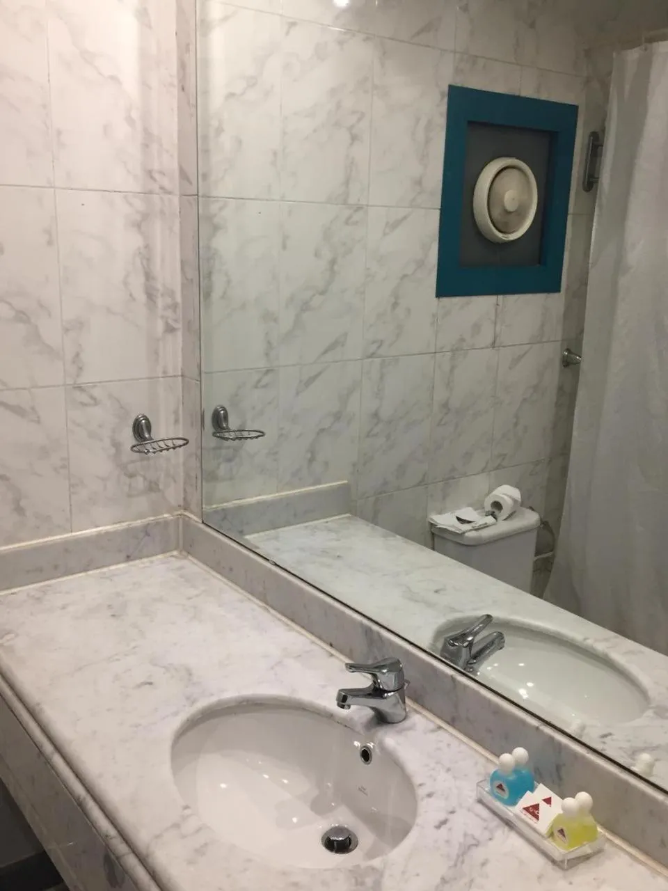 Bathroom in Gawharet Al Ahram Hotel