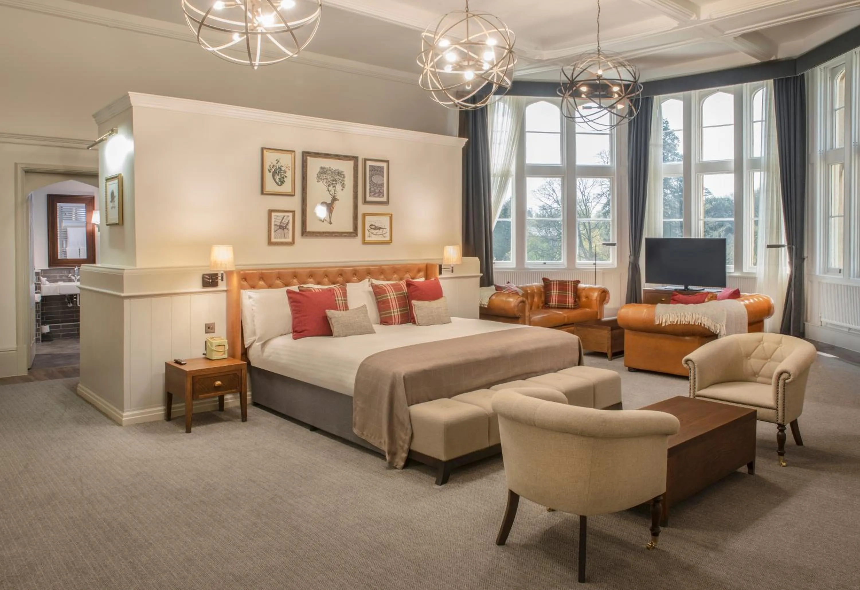 Bedroom, Bed in De Vere Tortworth Court