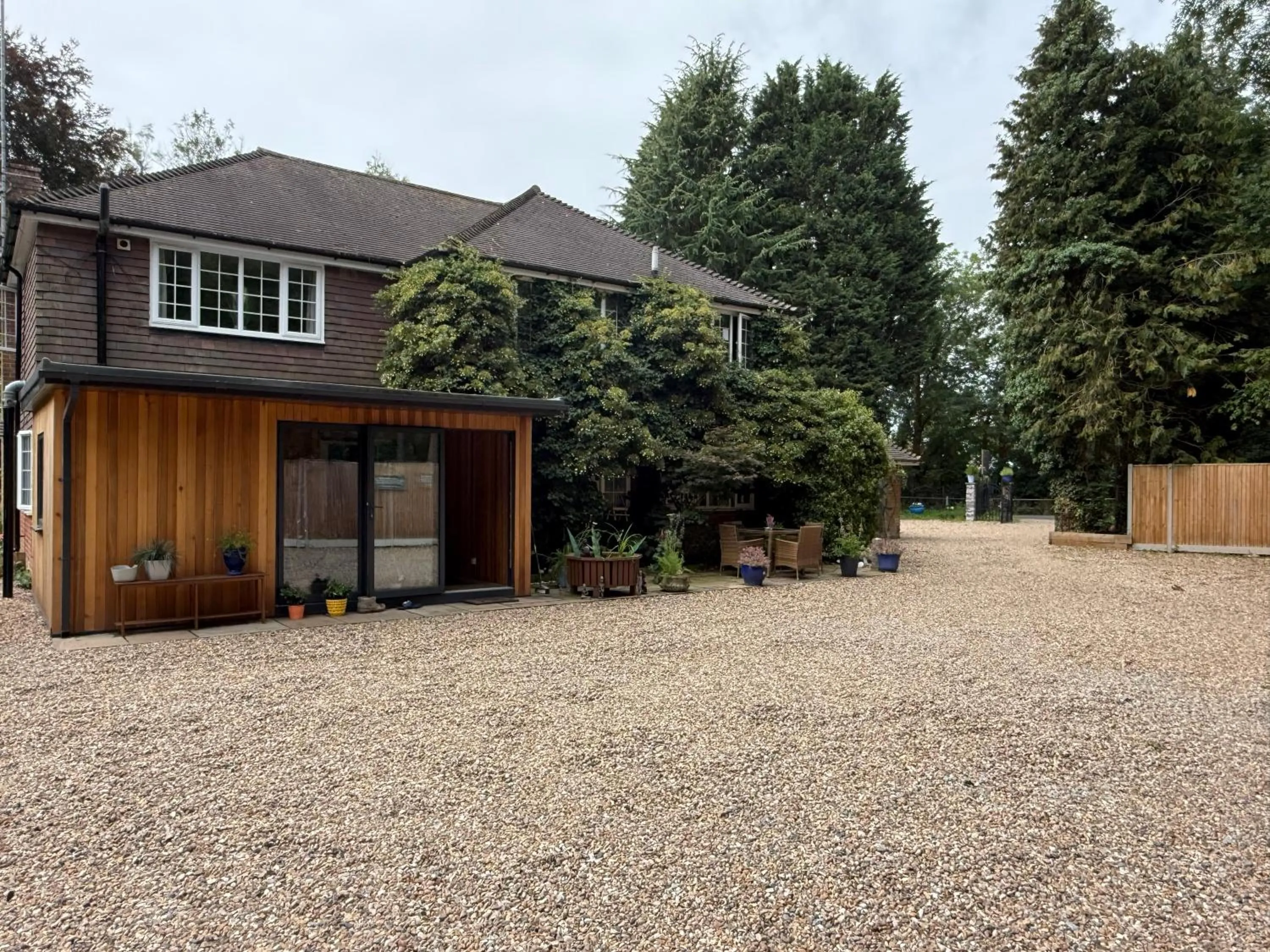 Property building in Da Vinci Guest House & Guest Parking, A Real Gem