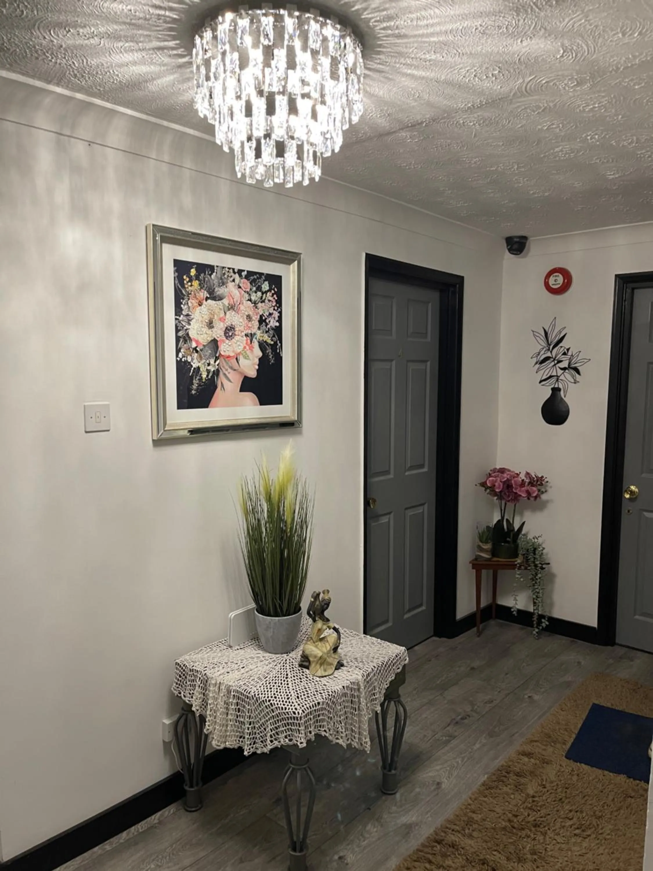 Guests in Da Vinci Guest House & Guest Parking, A Real Gem