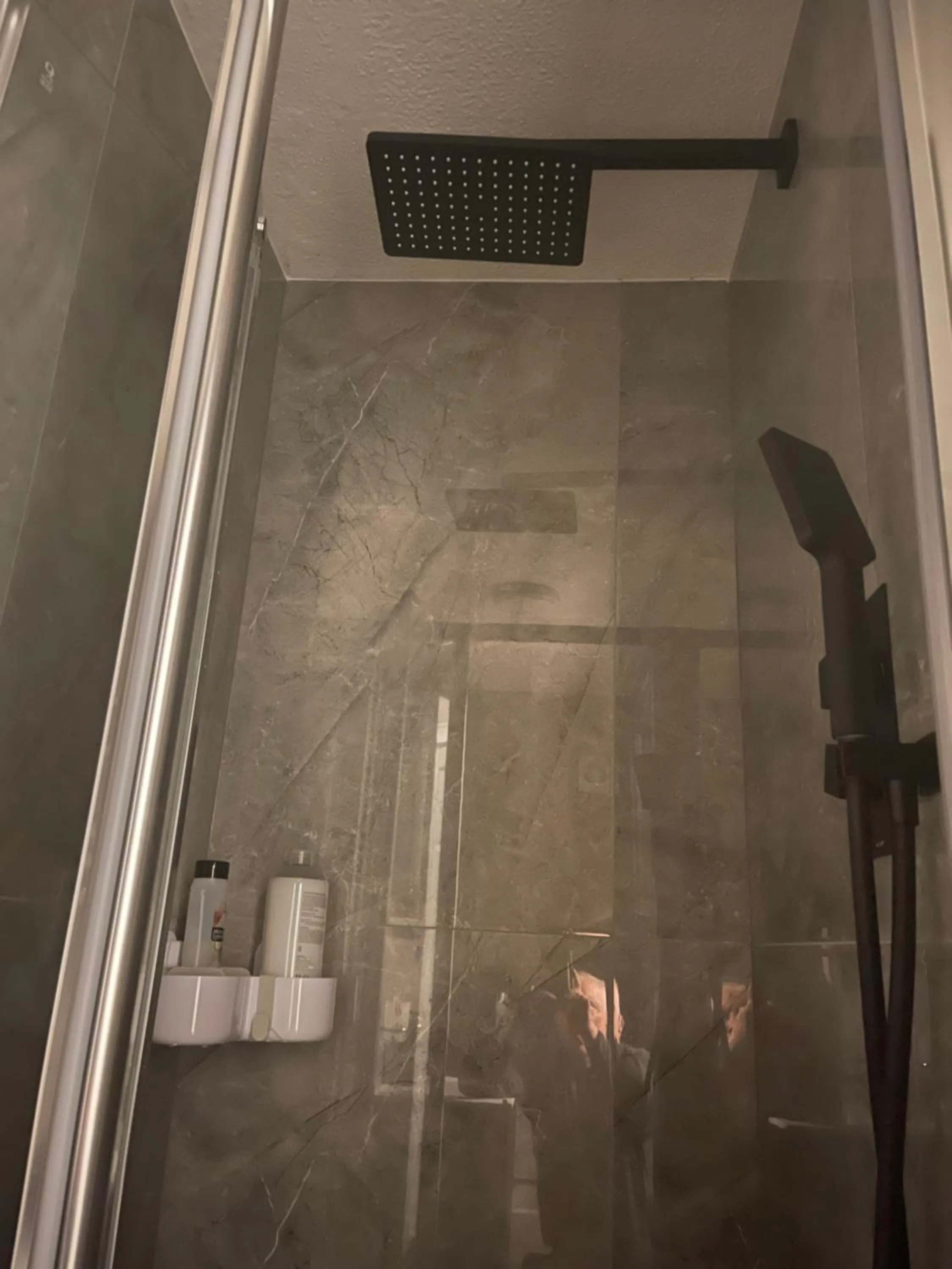 Shower in Da Vinci Guest House & Guest Parking, A Real Gem